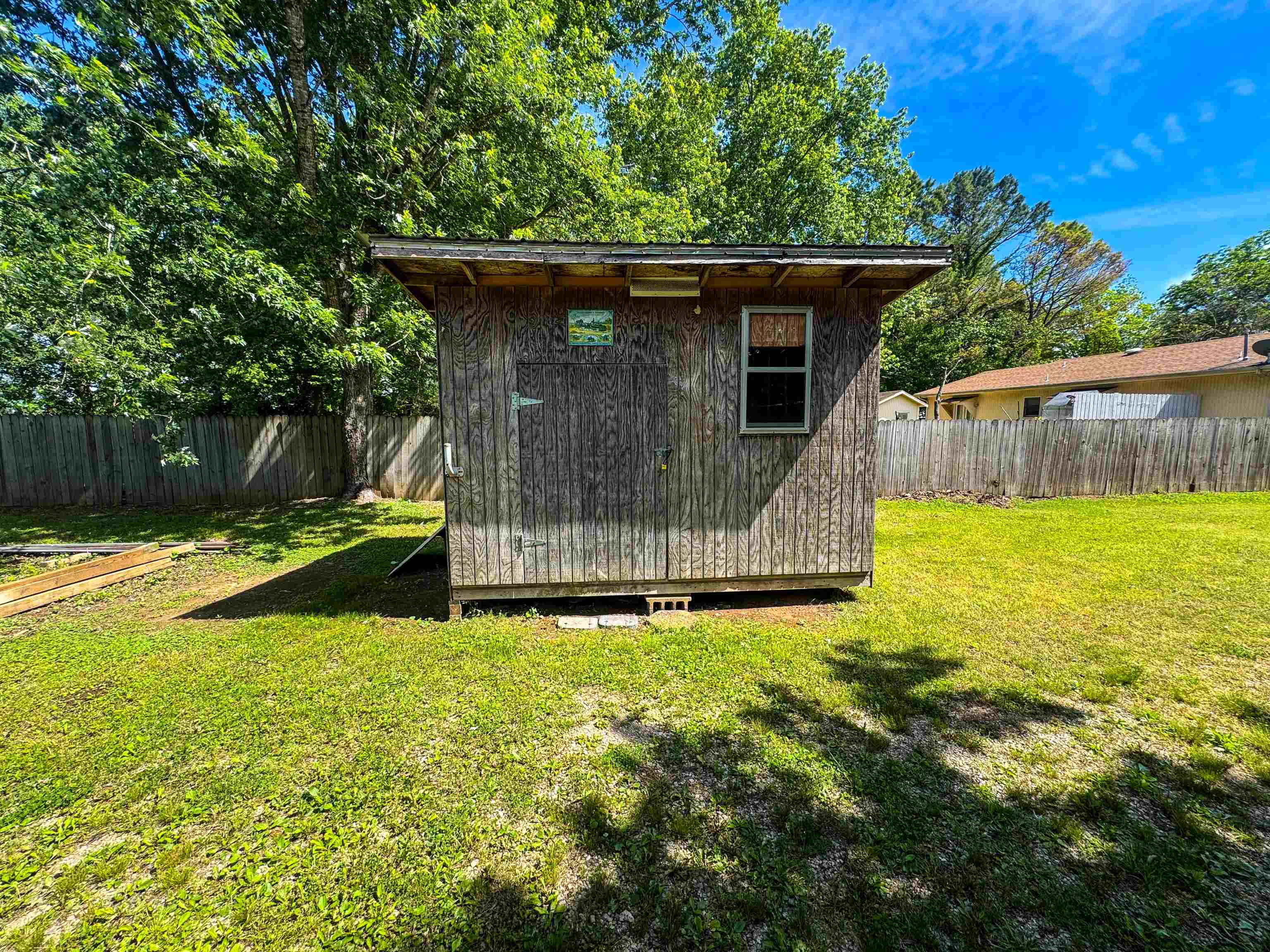 J & M ESTATES - Residential
