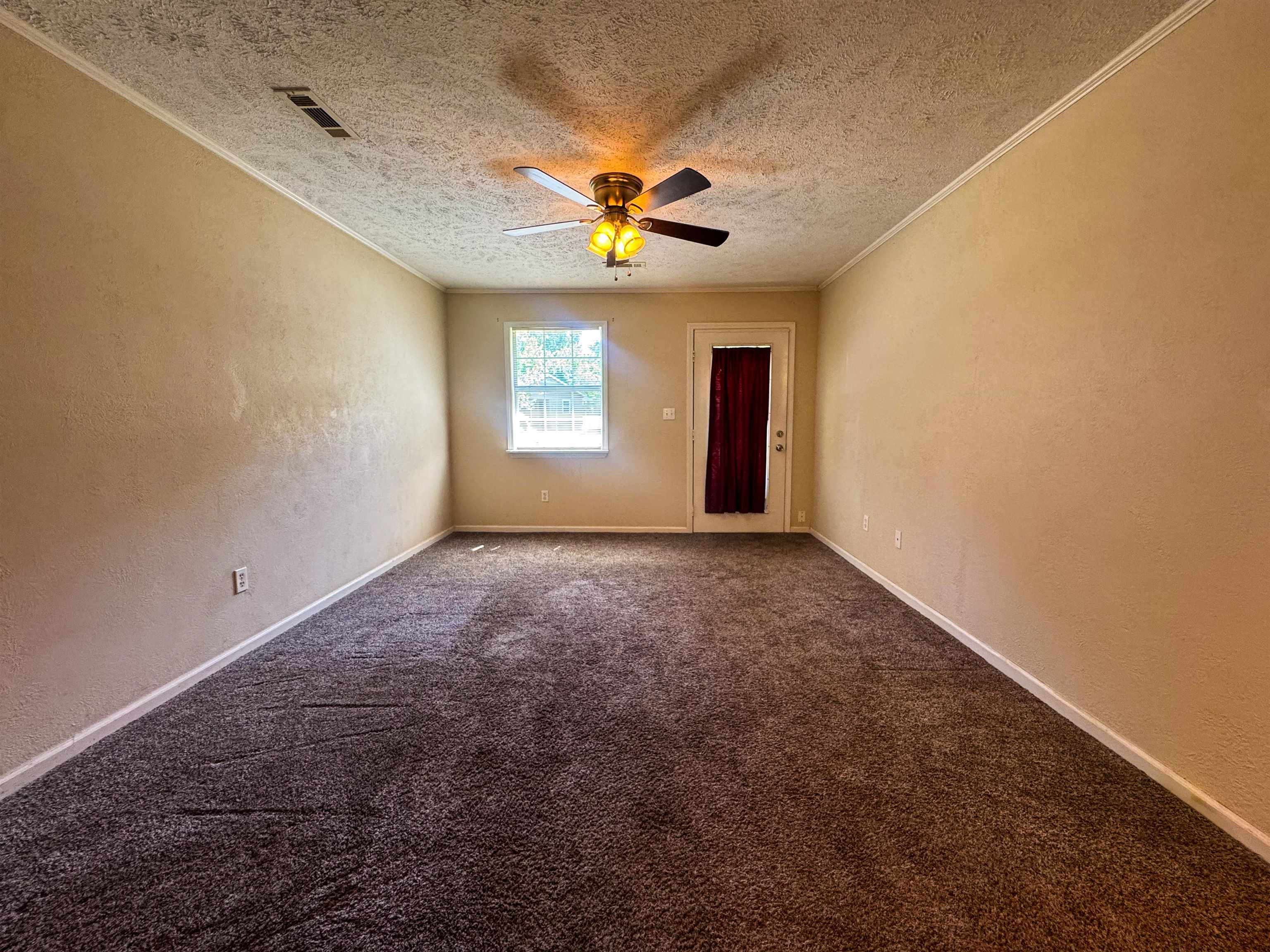 J & M ESTATES - Residential