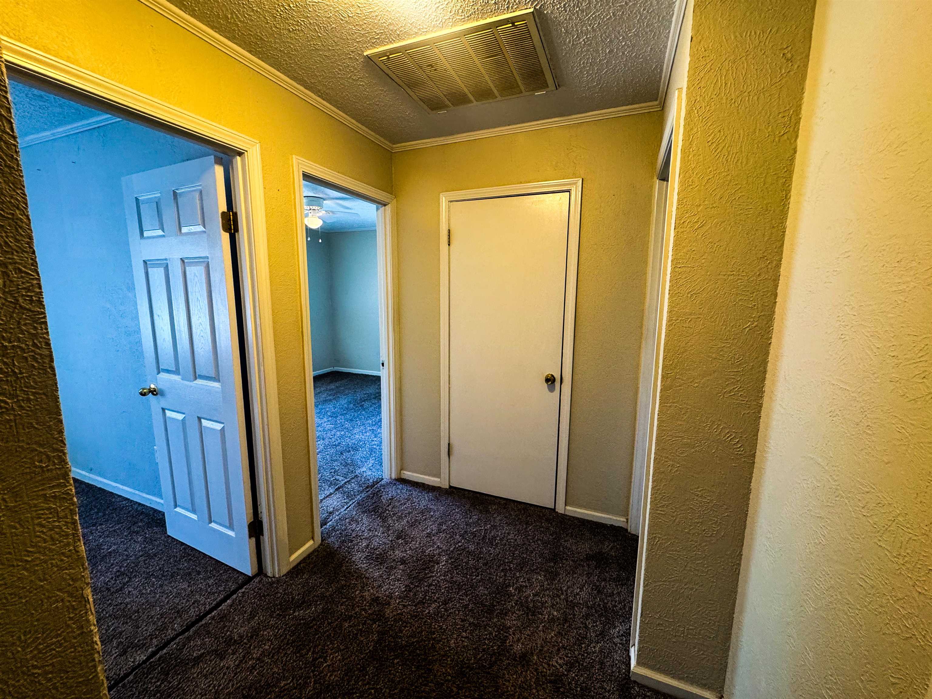 J & M ESTATES - Residential