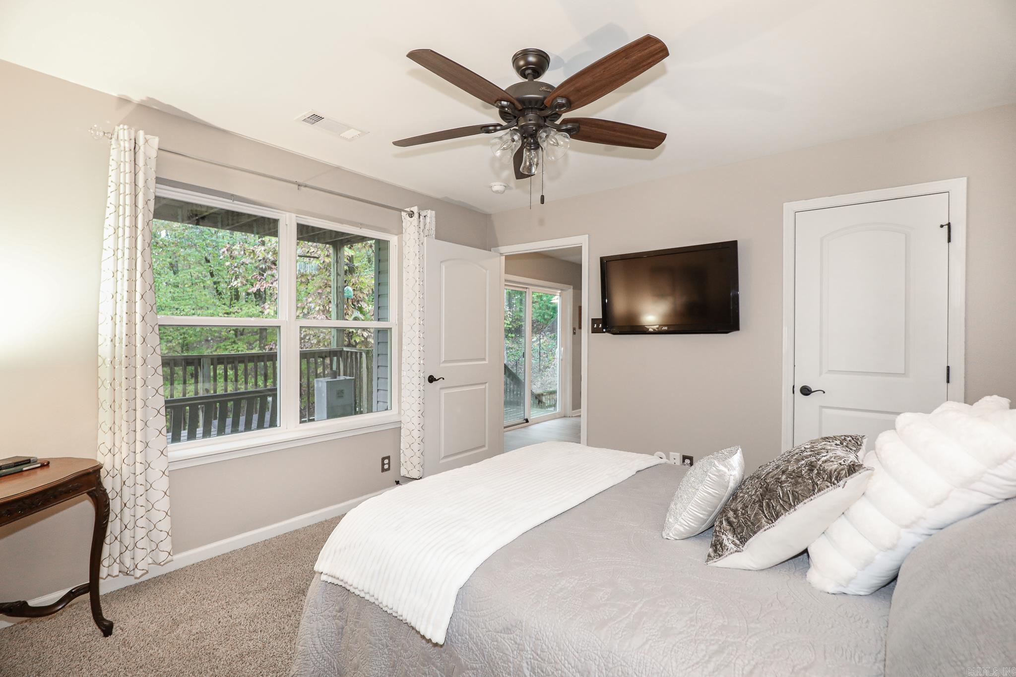 DIAMOND RIDGE ESTATES - Residential