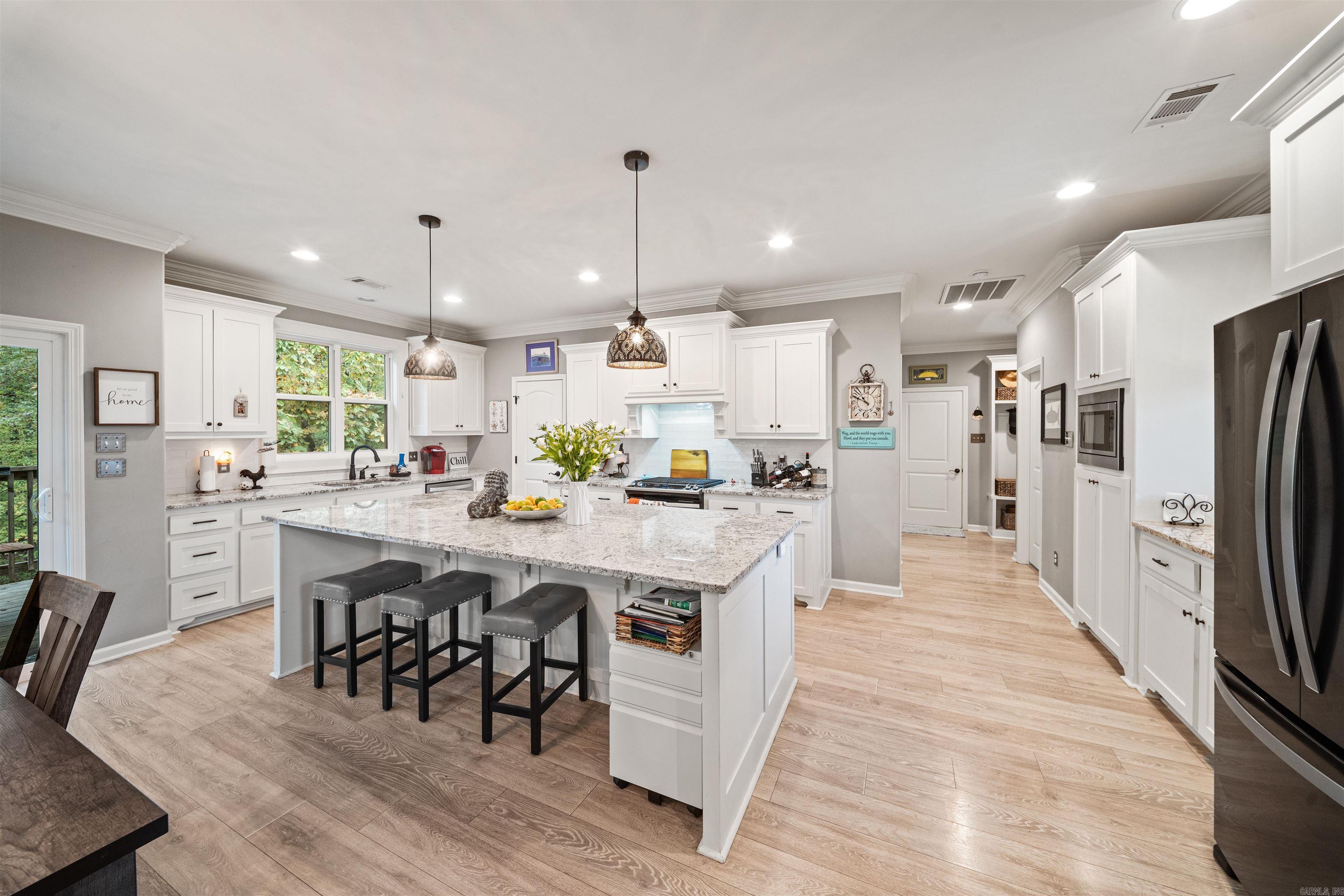 DIAMOND RIDGE ESTATES - Residential