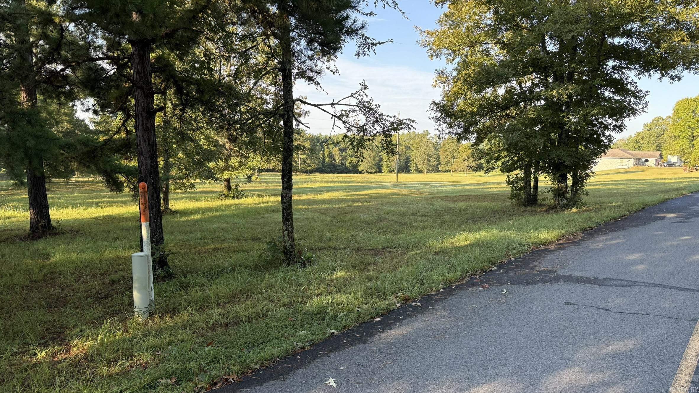 5-Acre Lot for Sale ā Prime Location in Vilonia, AR Discover the perfect blend of peaceful country living and convenience with this stunning 5-acre lot located next to 239 Centerpoint Loop in Vilonia, Arkansas. Nestled in a quiet, scenic area just minutes from the heart of Vilonia, this expansive parcel offers endless potential for your dream home, hobby farm, or weekend retreat. This mostly level lot features a mix of open space and mature trees, providing privacy and natural beauty with room to grow. Enjoy the freedom of rural living without sacrificing proximity to schools, shopping, and local amenities. With utilities nearby and easy access from a paved road, development is made simple and stress-free. Whether you're looking to build your forever home or invest in land for future use, this property is a rare opportunity in one of Faulkner Countyās most desirable areas.