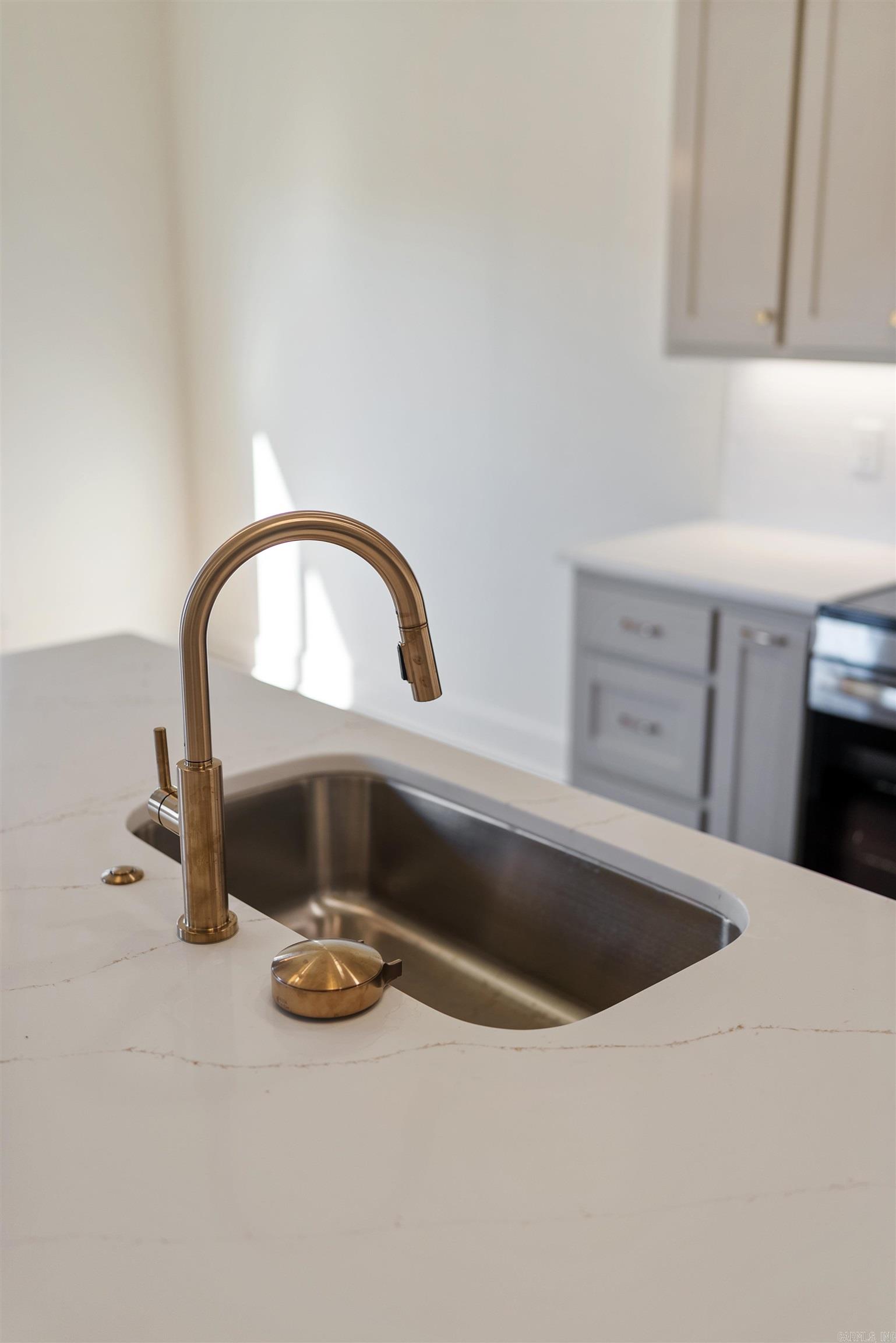 EAST MEADOW - Residential