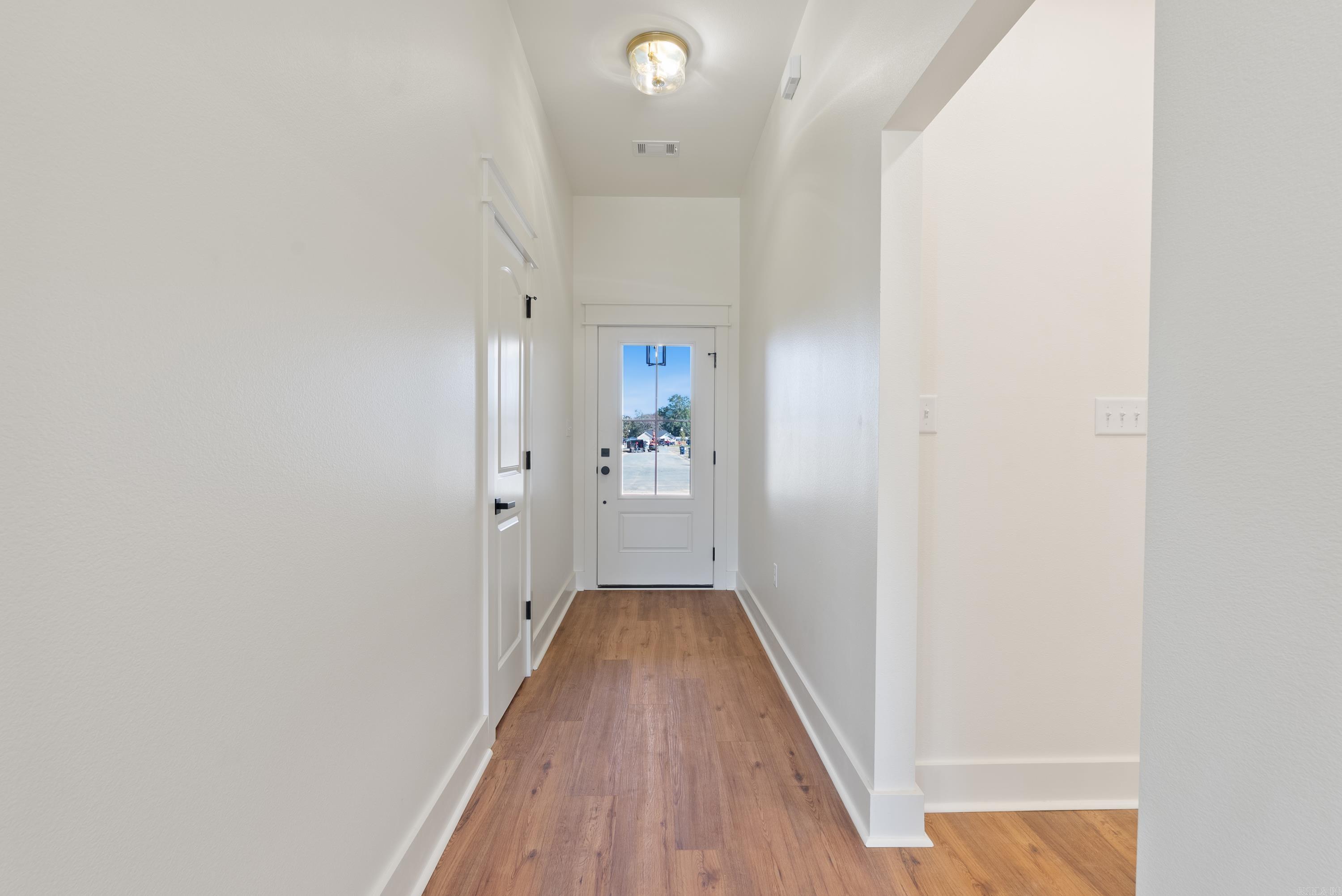 EAST MEADOW - Residential