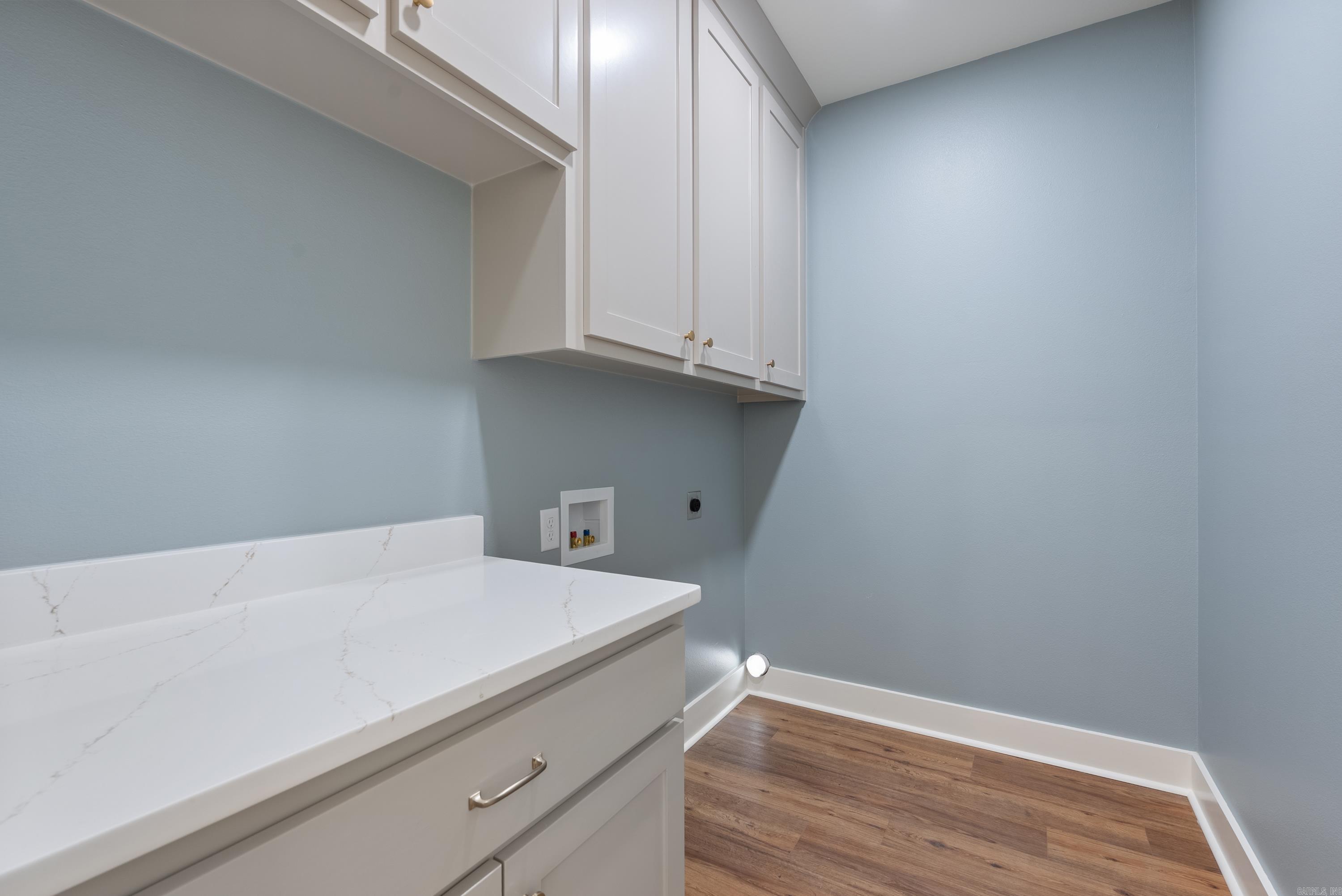 EAST MEADOW - Residential