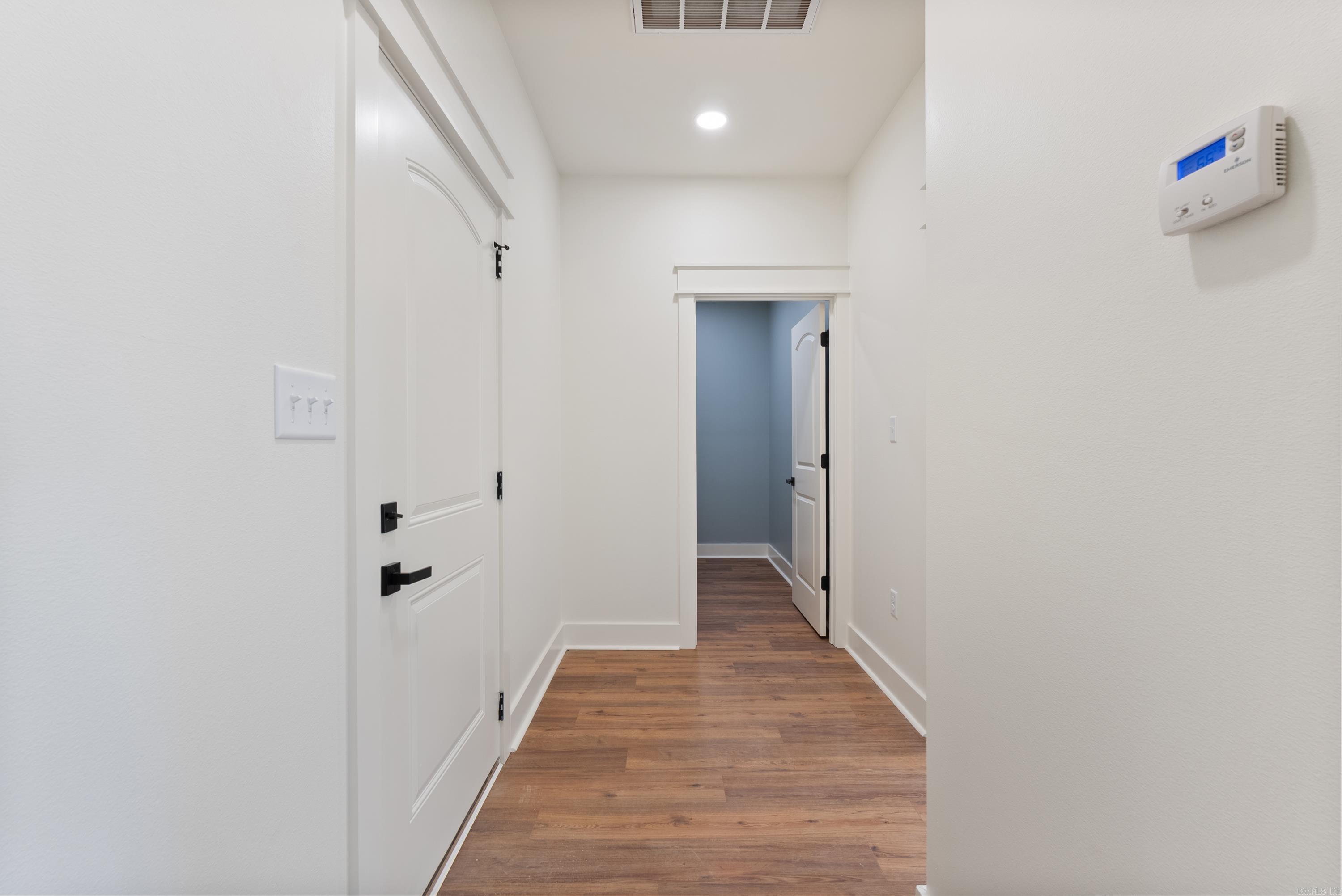 EAST MEADOW - Residential