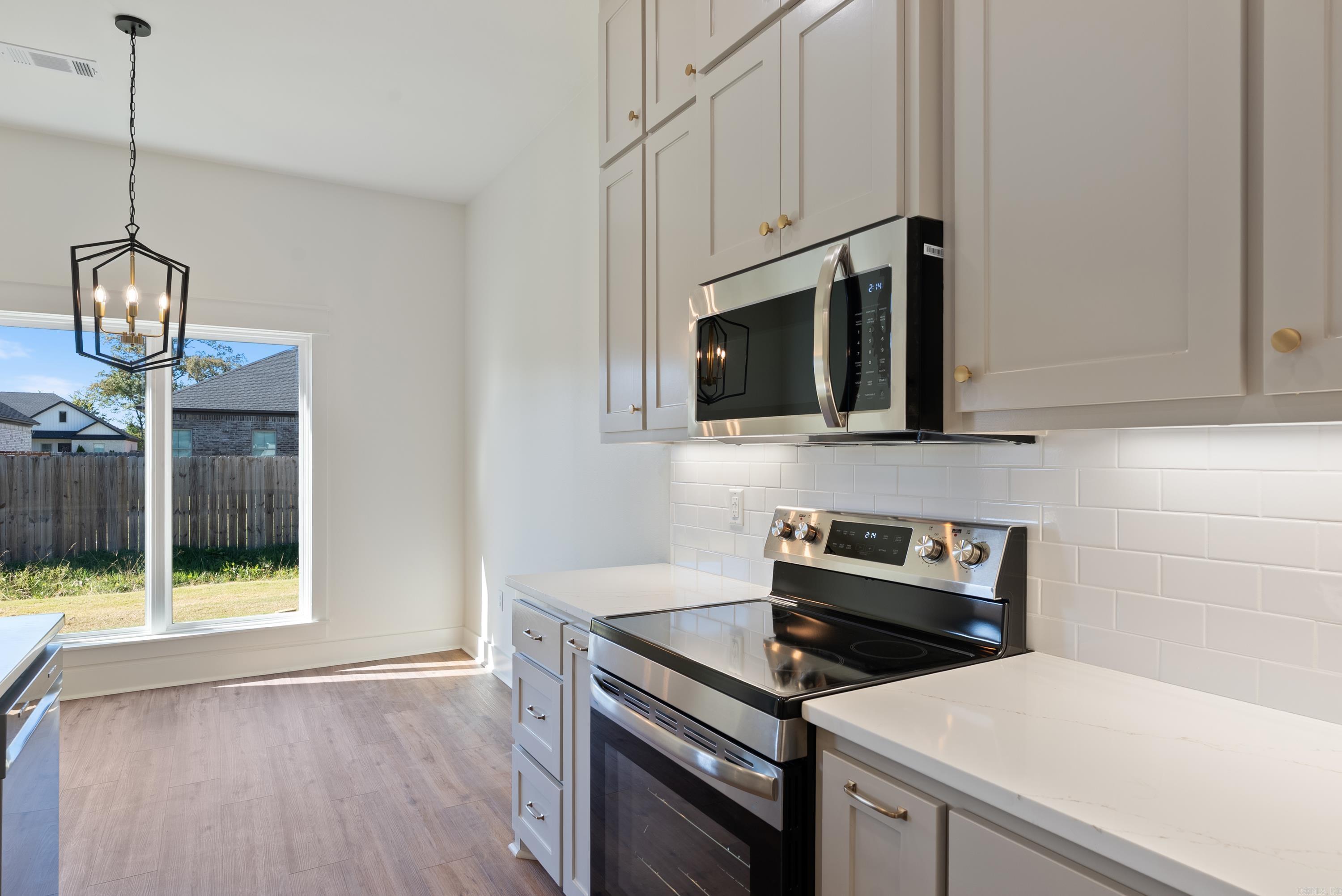 EAST MEADOW - Residential