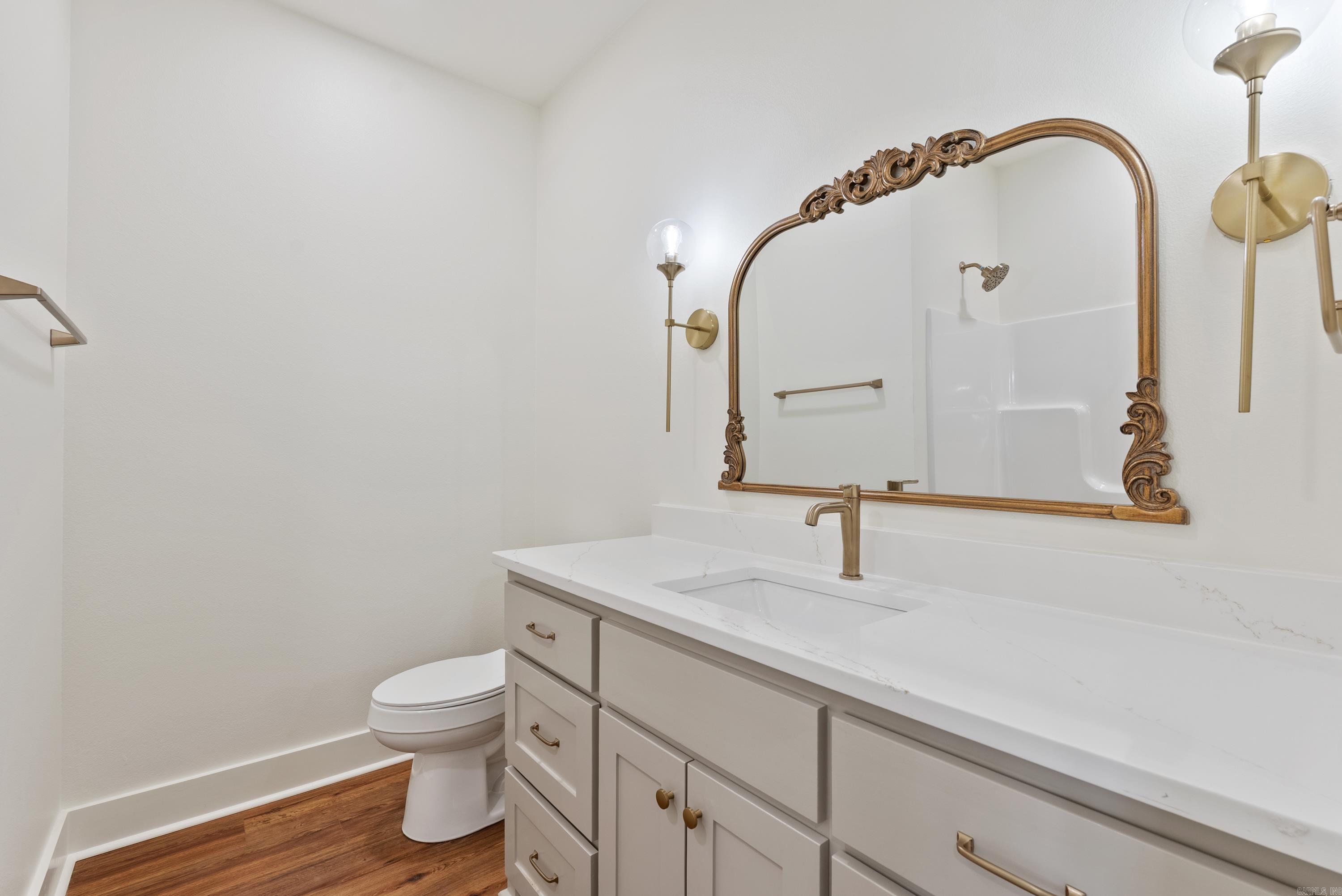 EAST MEADOW - Residential