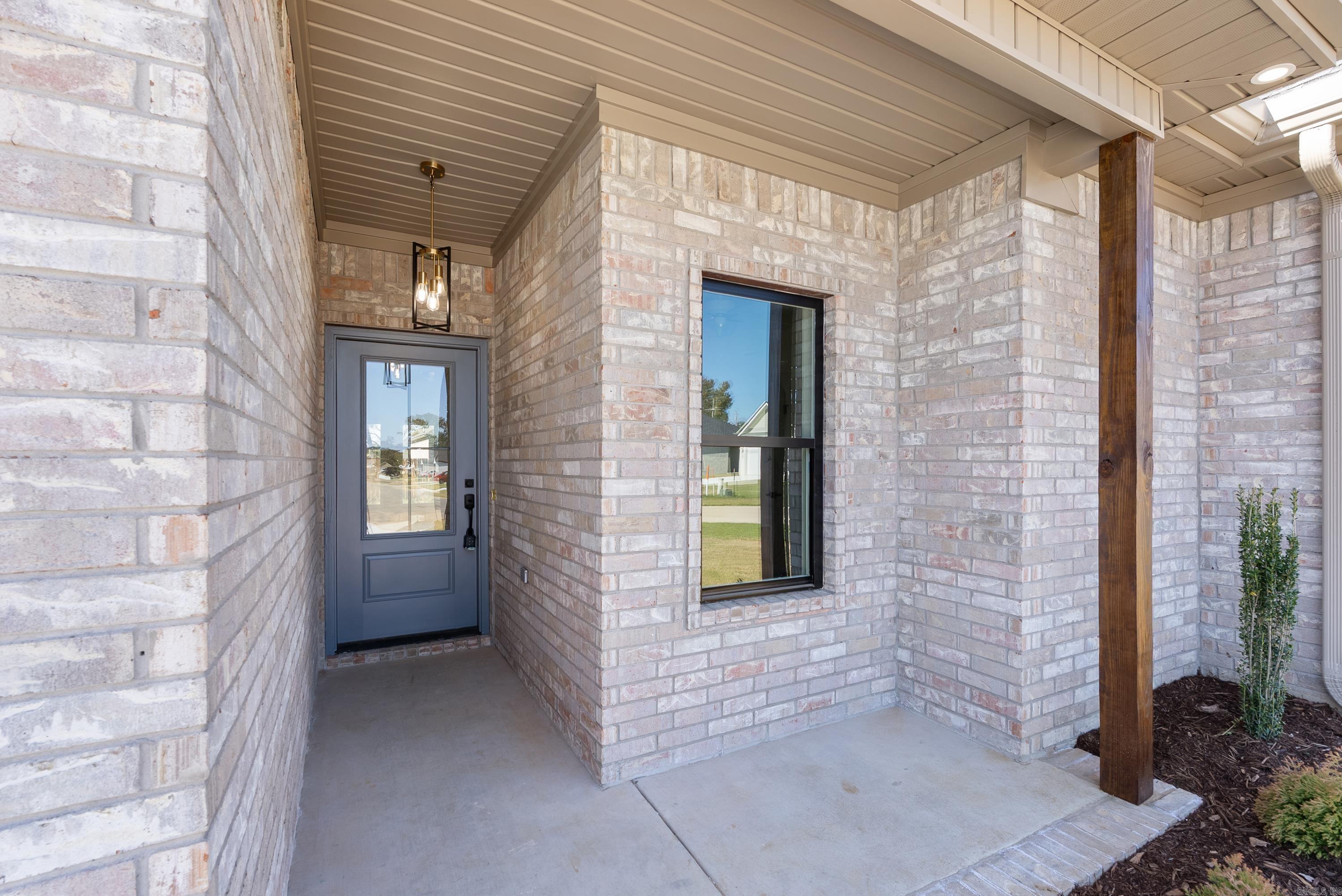 EAST MEADOW - Residential