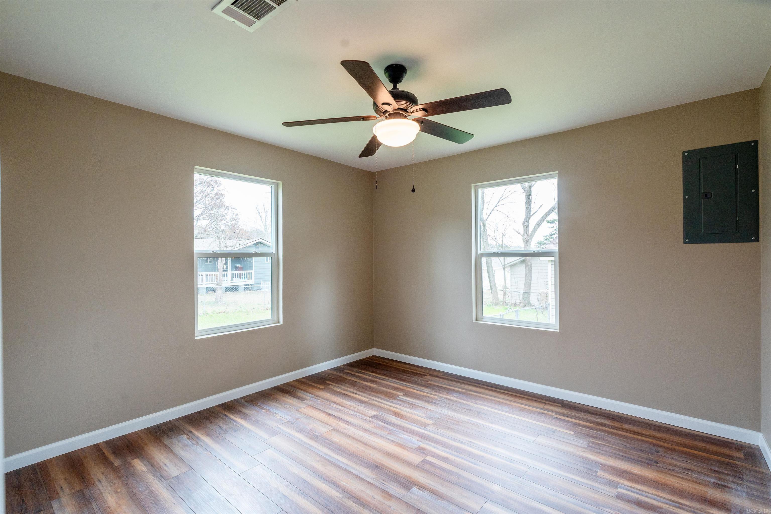 Heber Springs-Inside - Residential