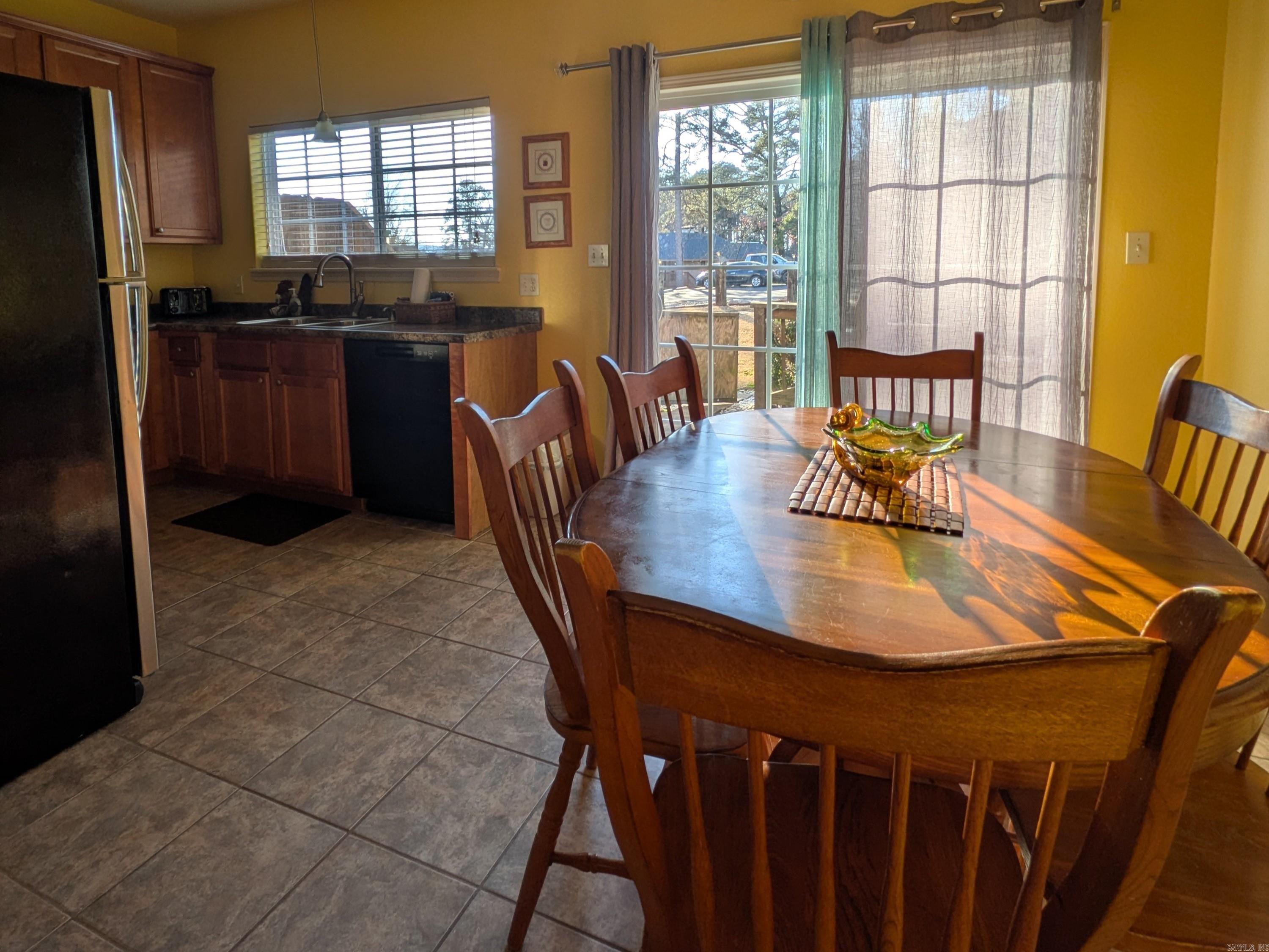 MOONLIGHT COVE VILLAS HPR - Residential