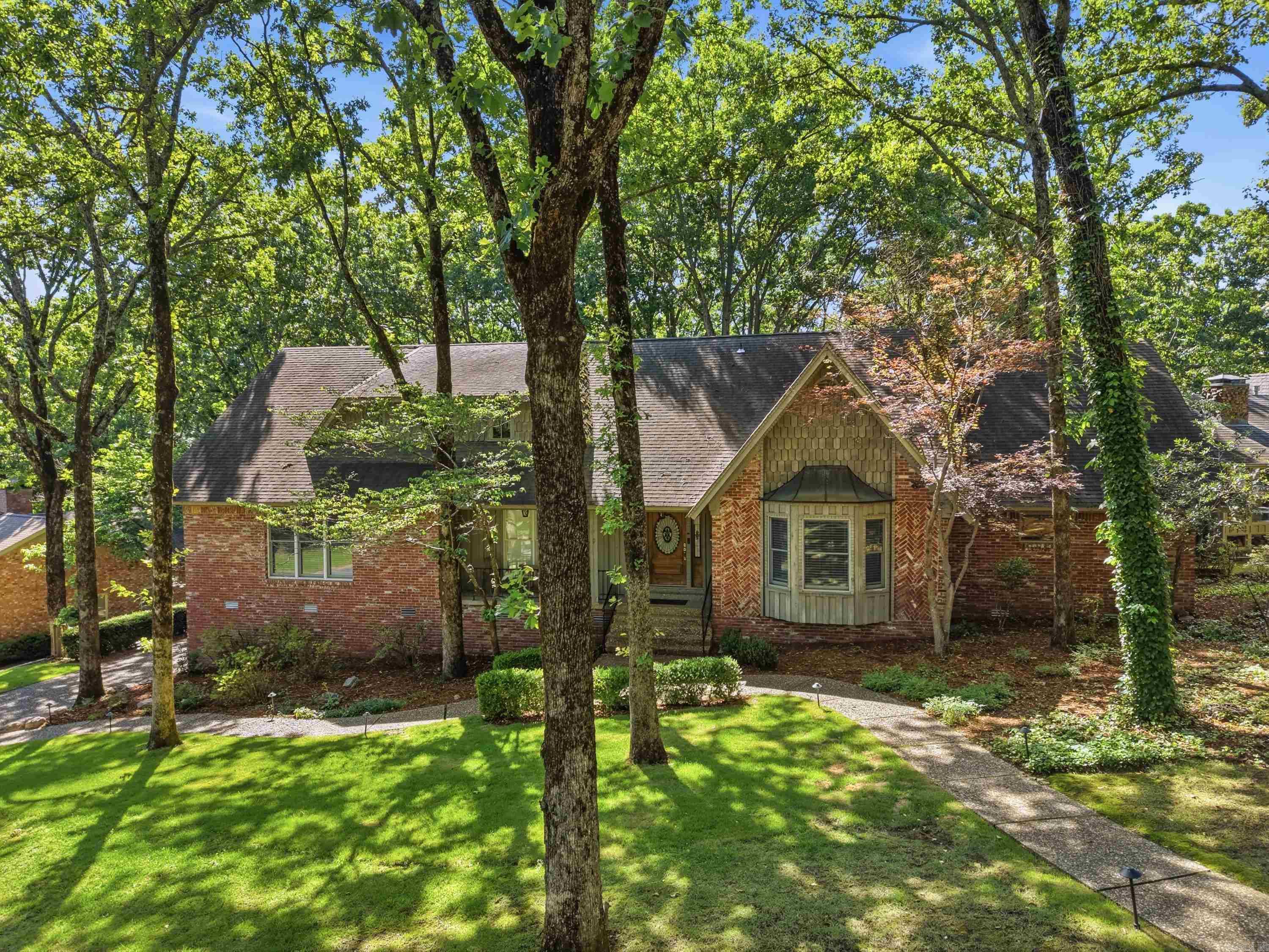 SHADY VALLEY - Residential