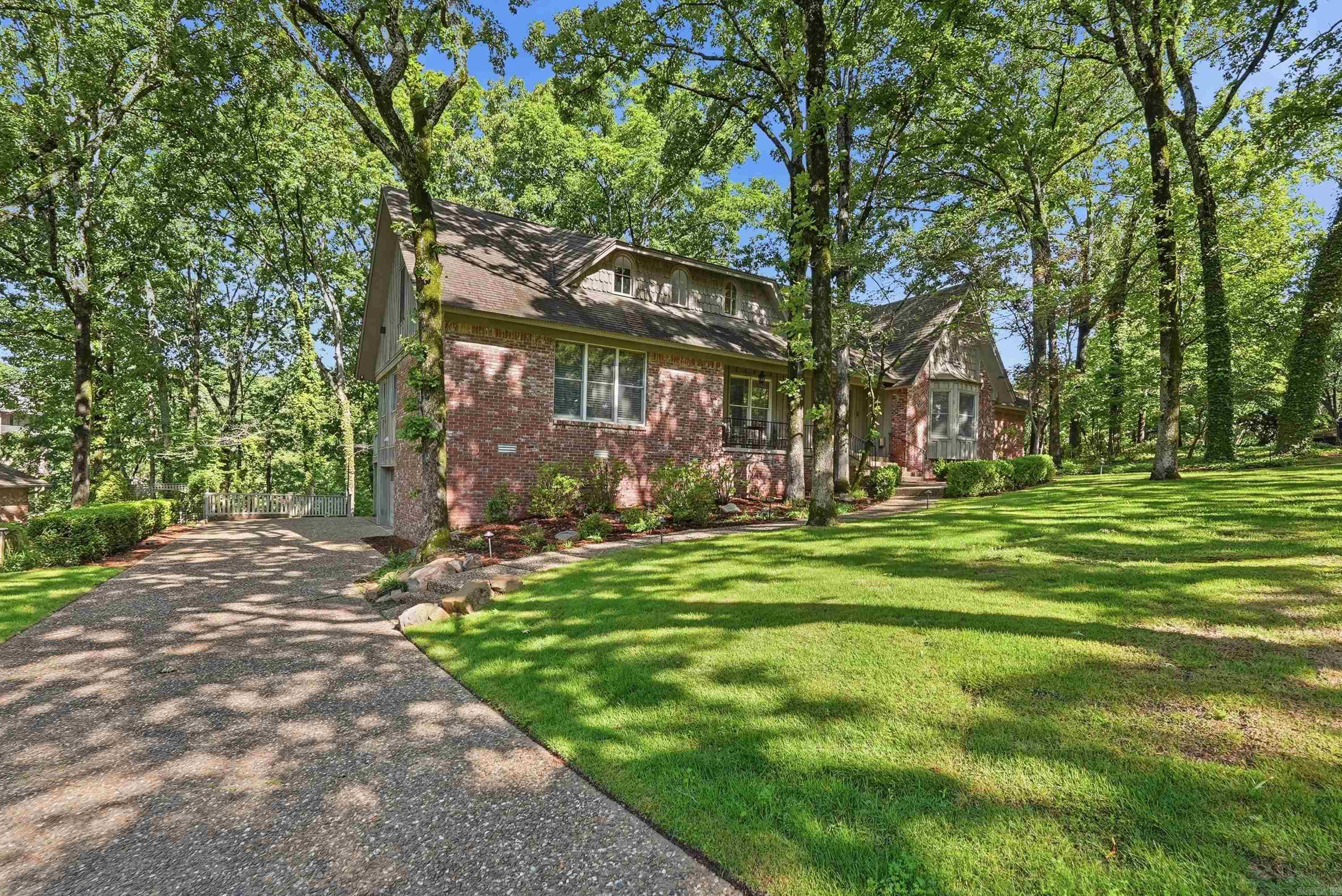 SHADY VALLEY - Residential