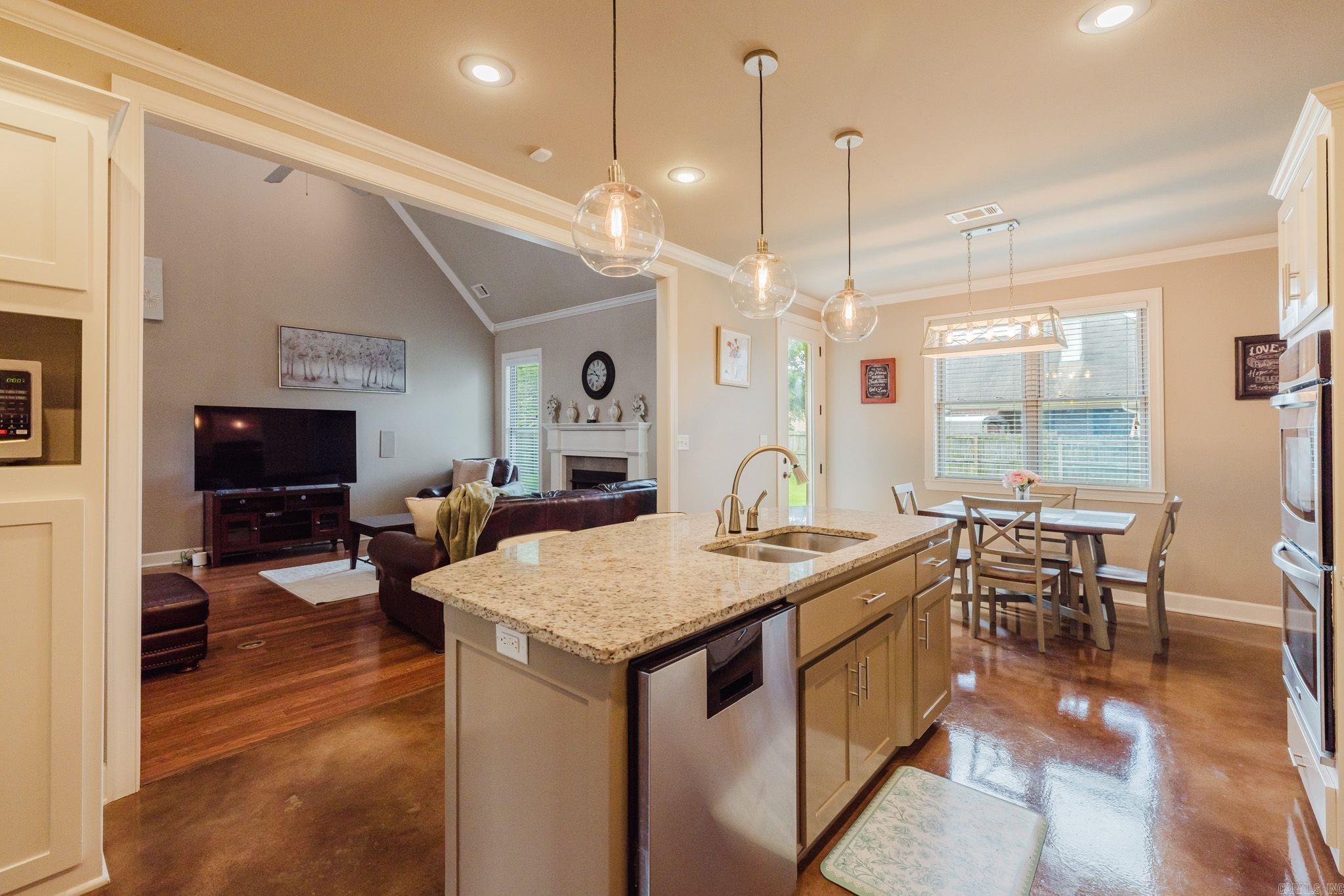 HURRICANE LAKE ESTATES QUAIL VAL - Residential