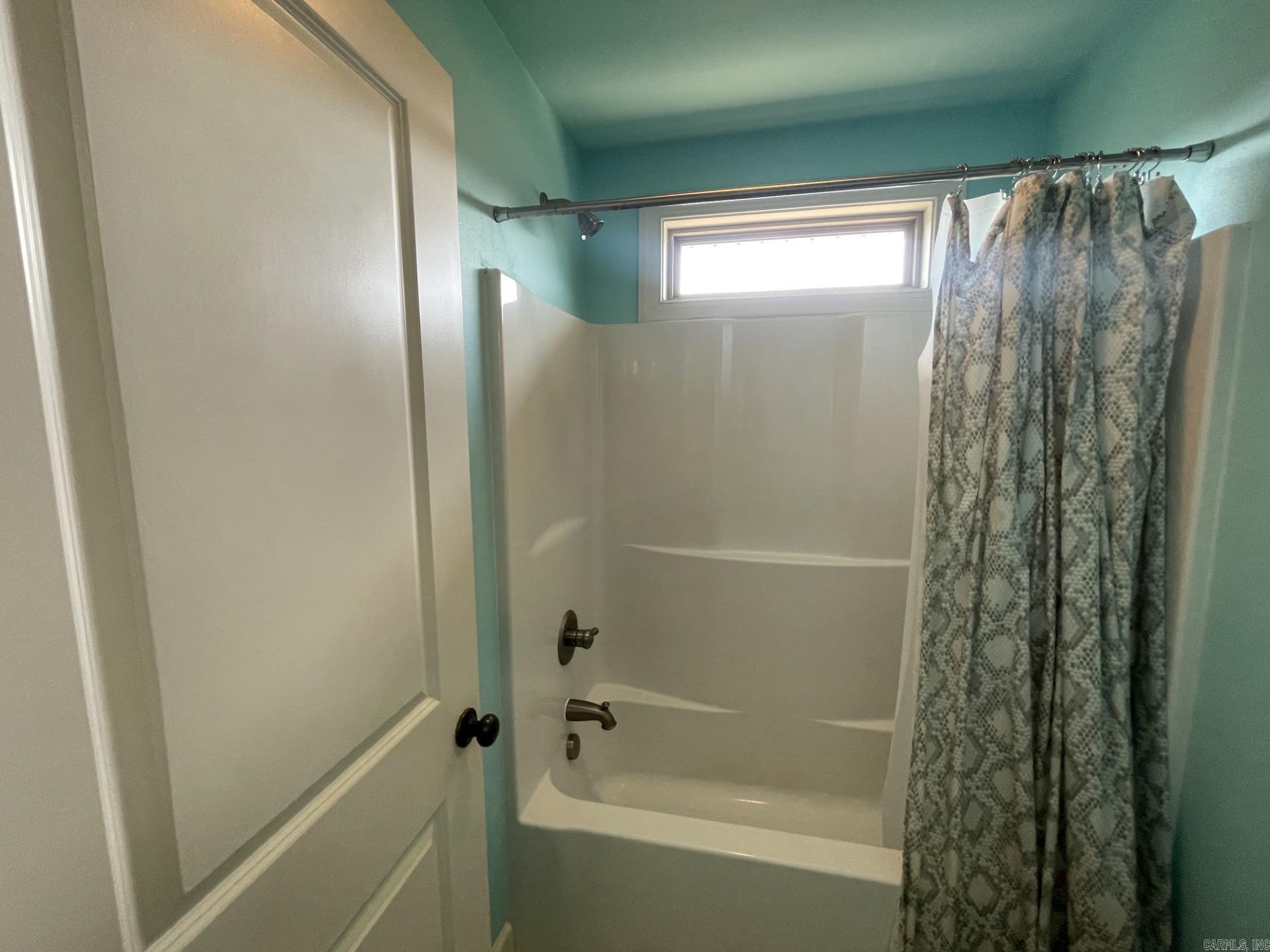 HURRICANE LAKE ESTATES QUAIL VAL - Residential