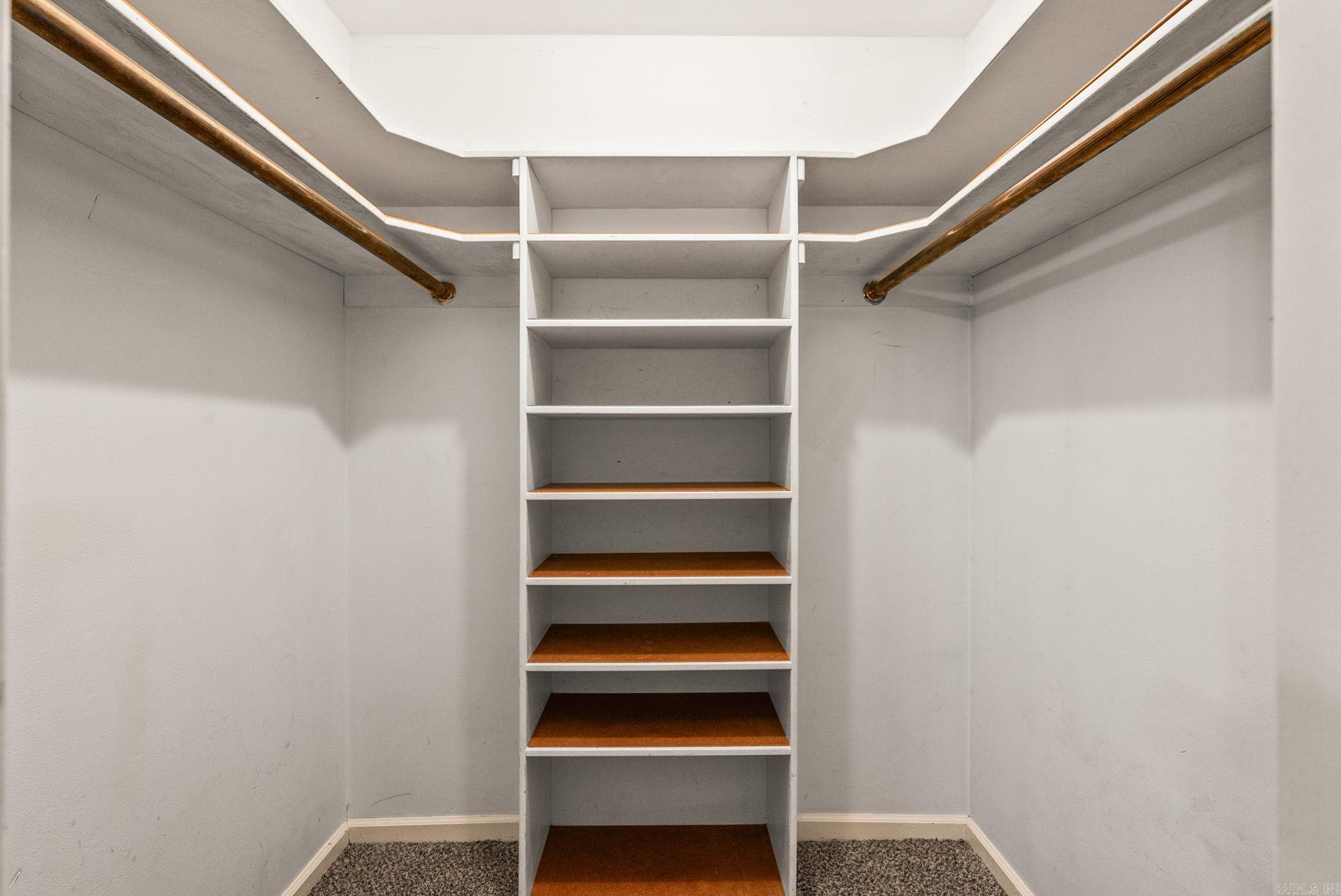 PLEASANT FOREST - Residential