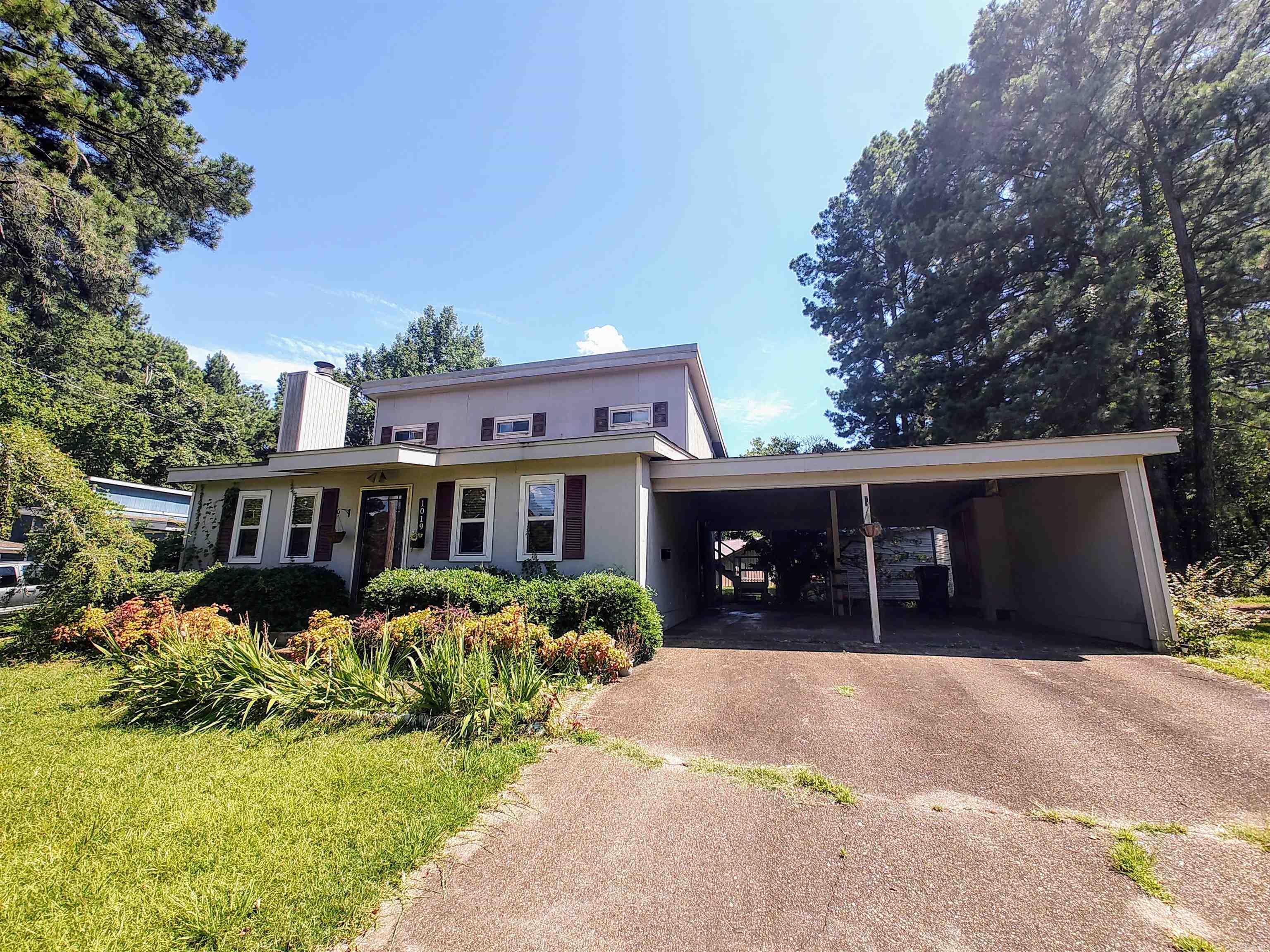 BETTS, GEORGE SD - Residential