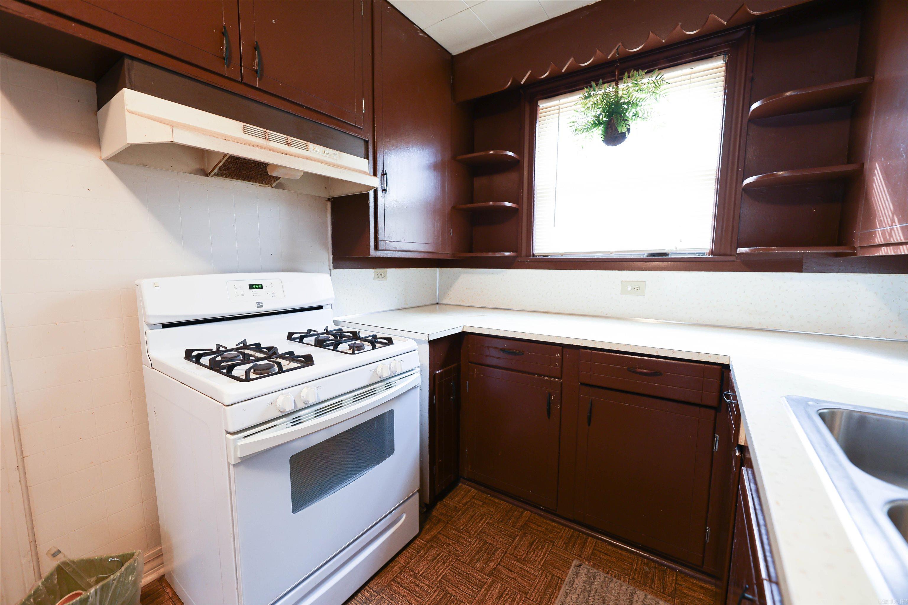 WEST WOODS - Residential