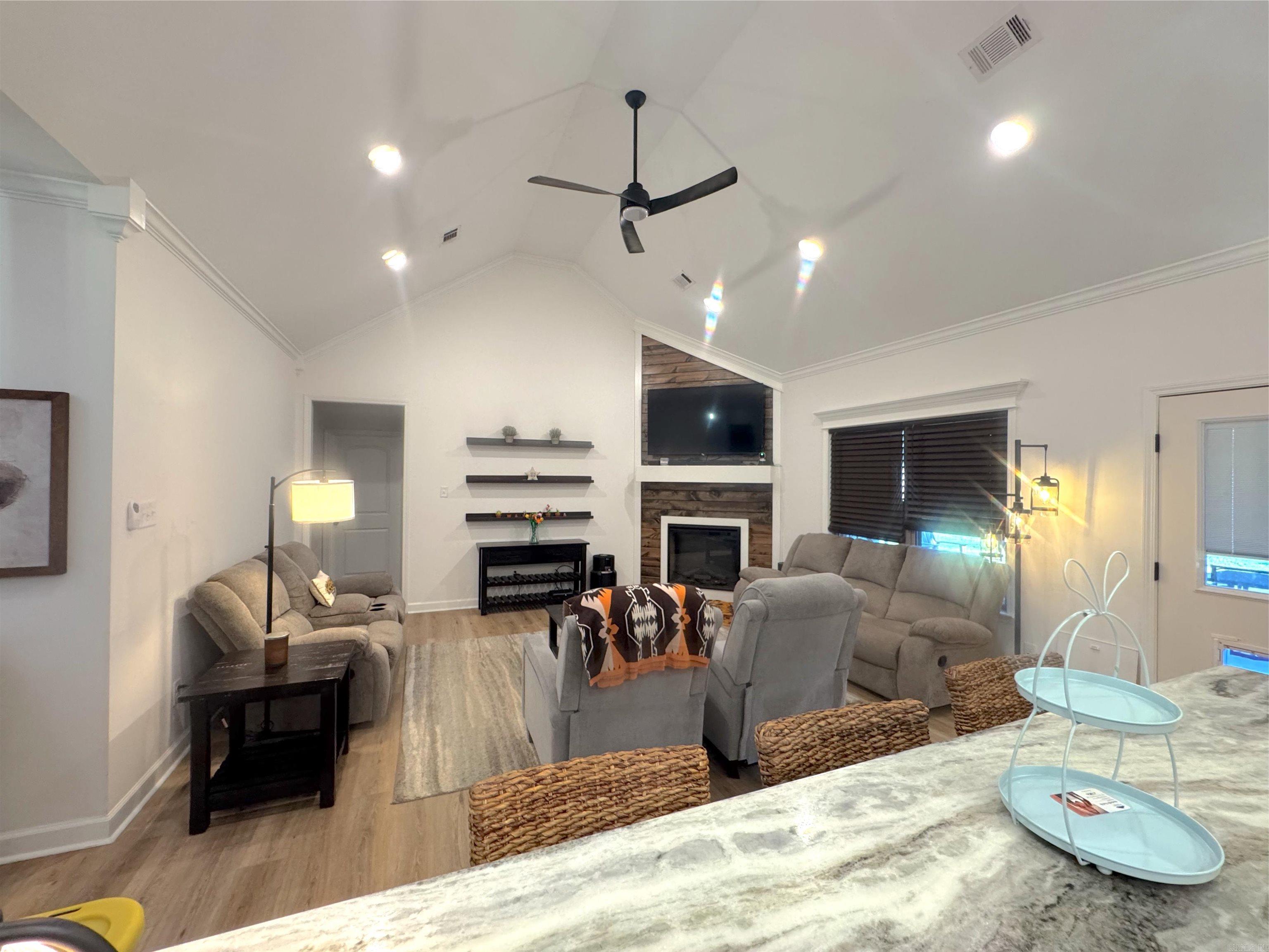 DENALI HEIGHTS - Residential