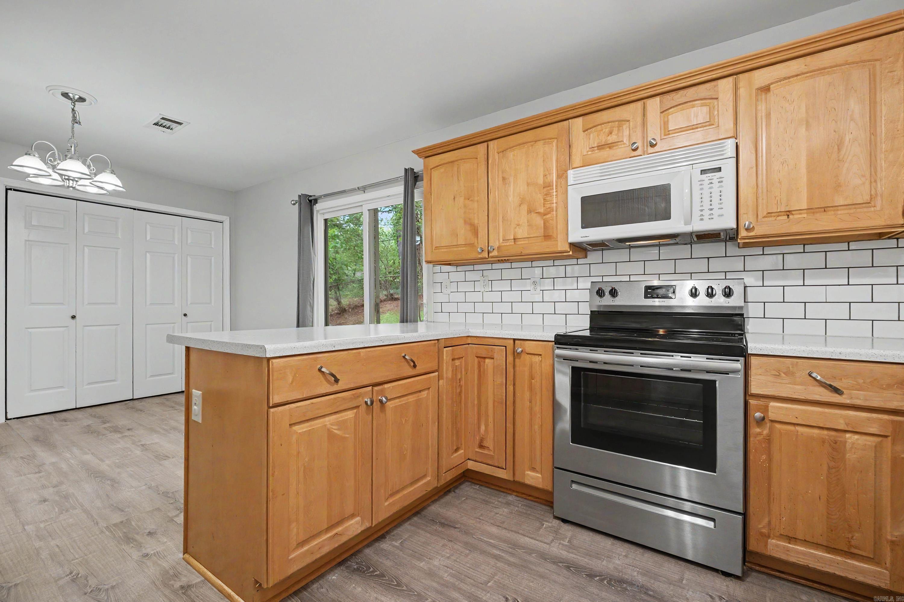 WATSON MANOR - Residential