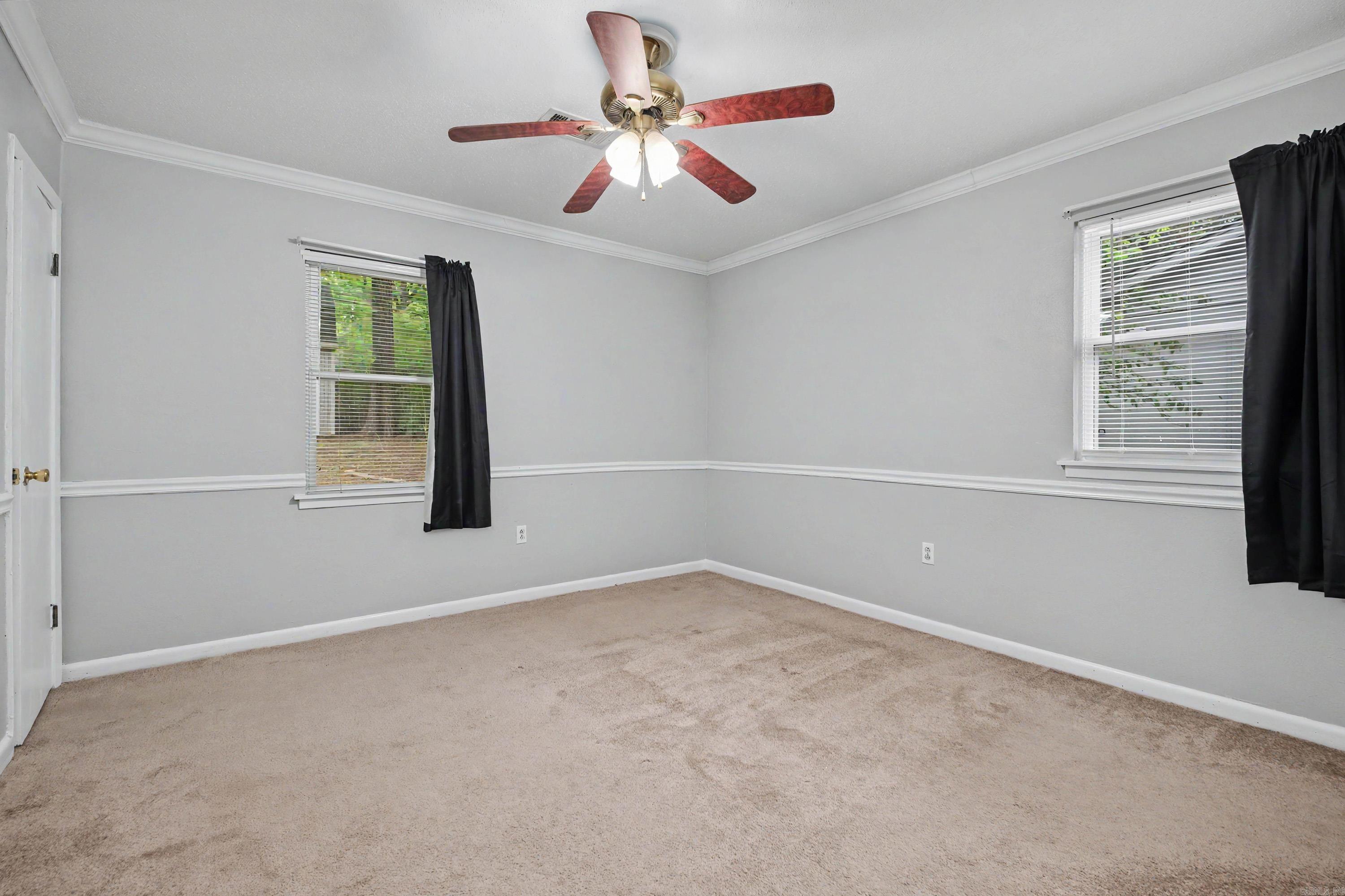 WATSON MANOR - Residential