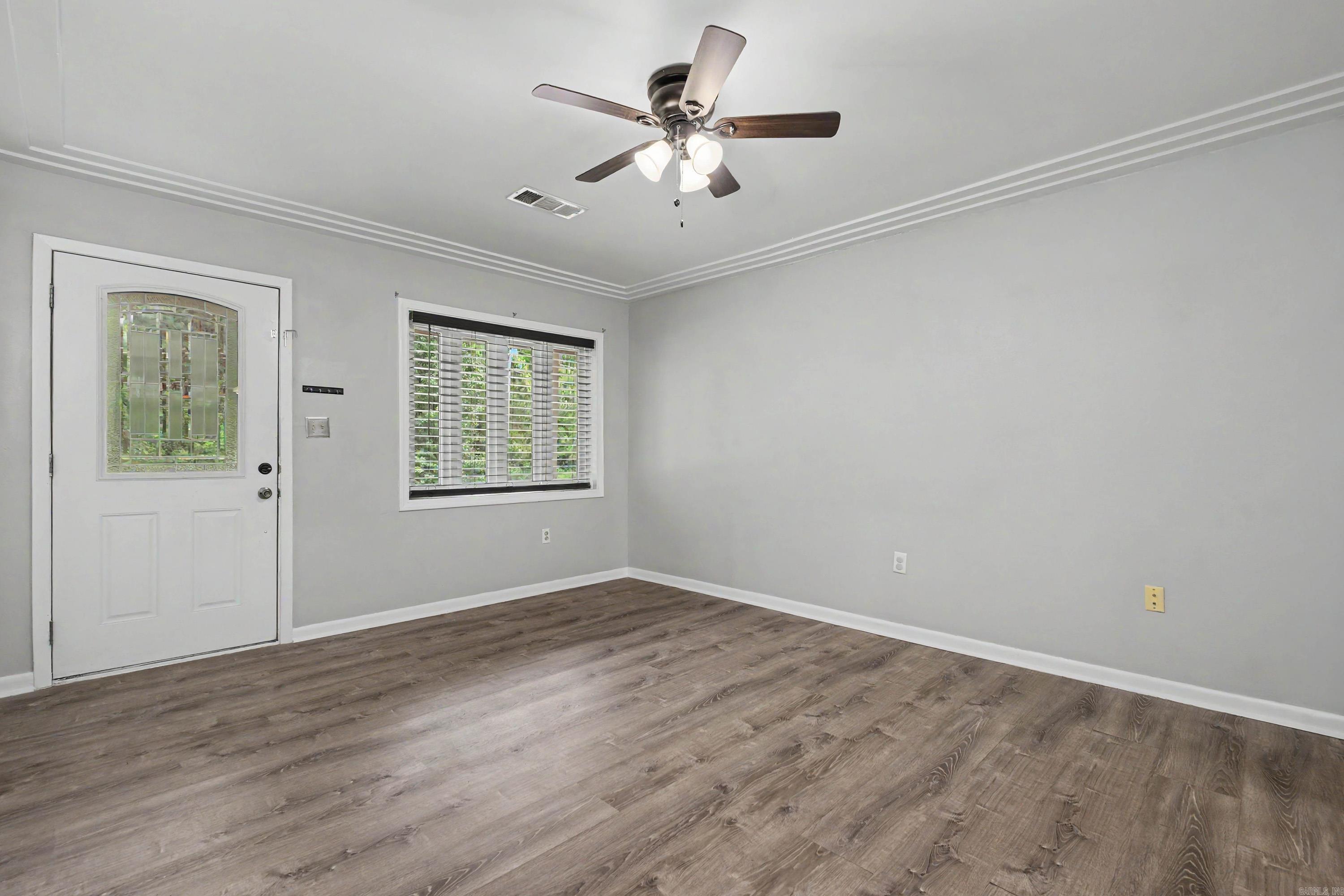 WATSON MANOR - Residential