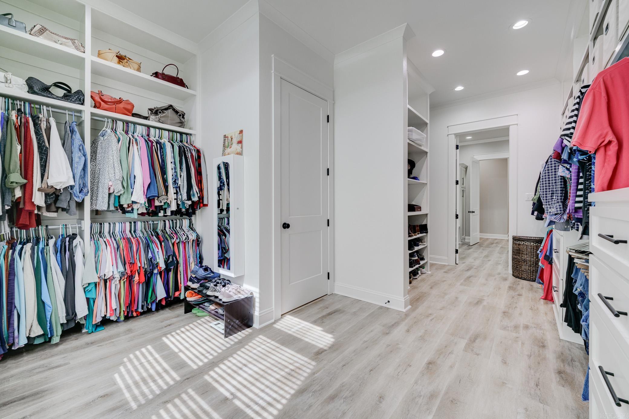 WINTERBROOK - Residential