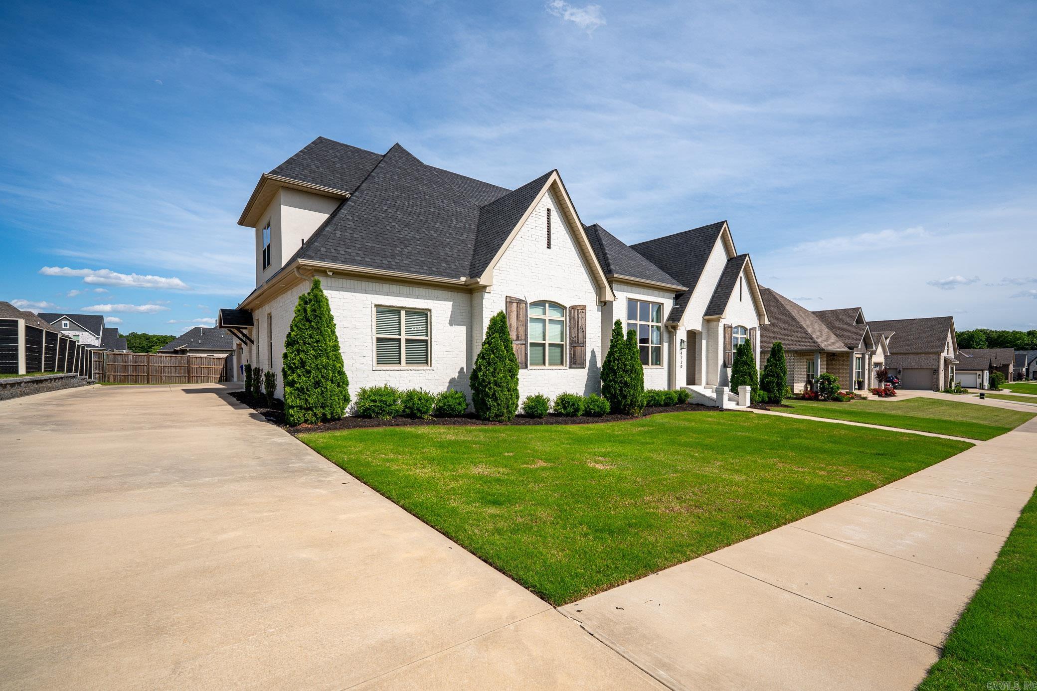 WINTERBROOK - Residential