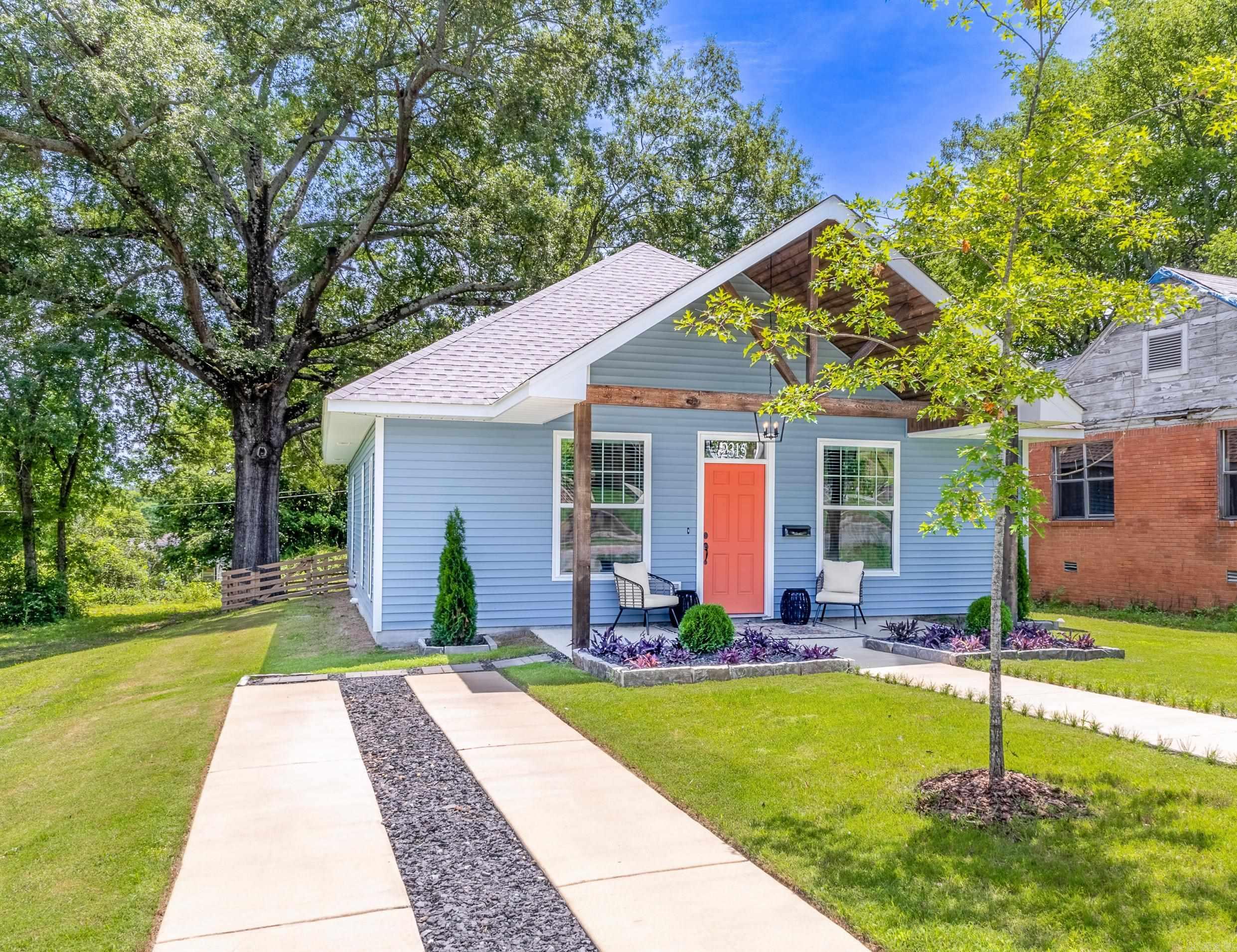 FULKS SUB OF RAPLEY - Residential