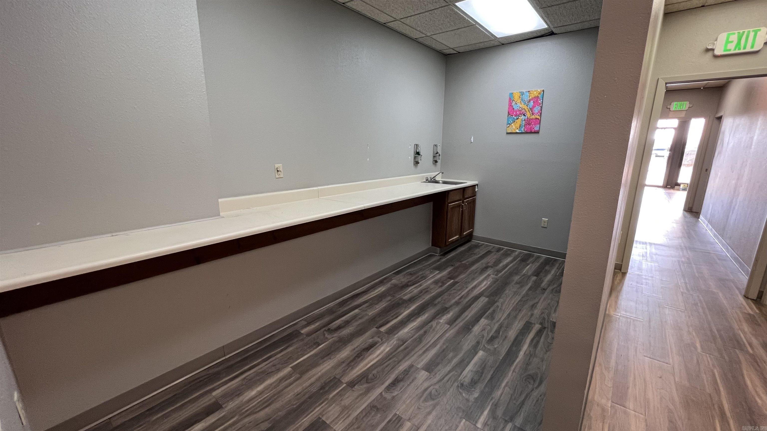 Hot Springs - Commercial Sale