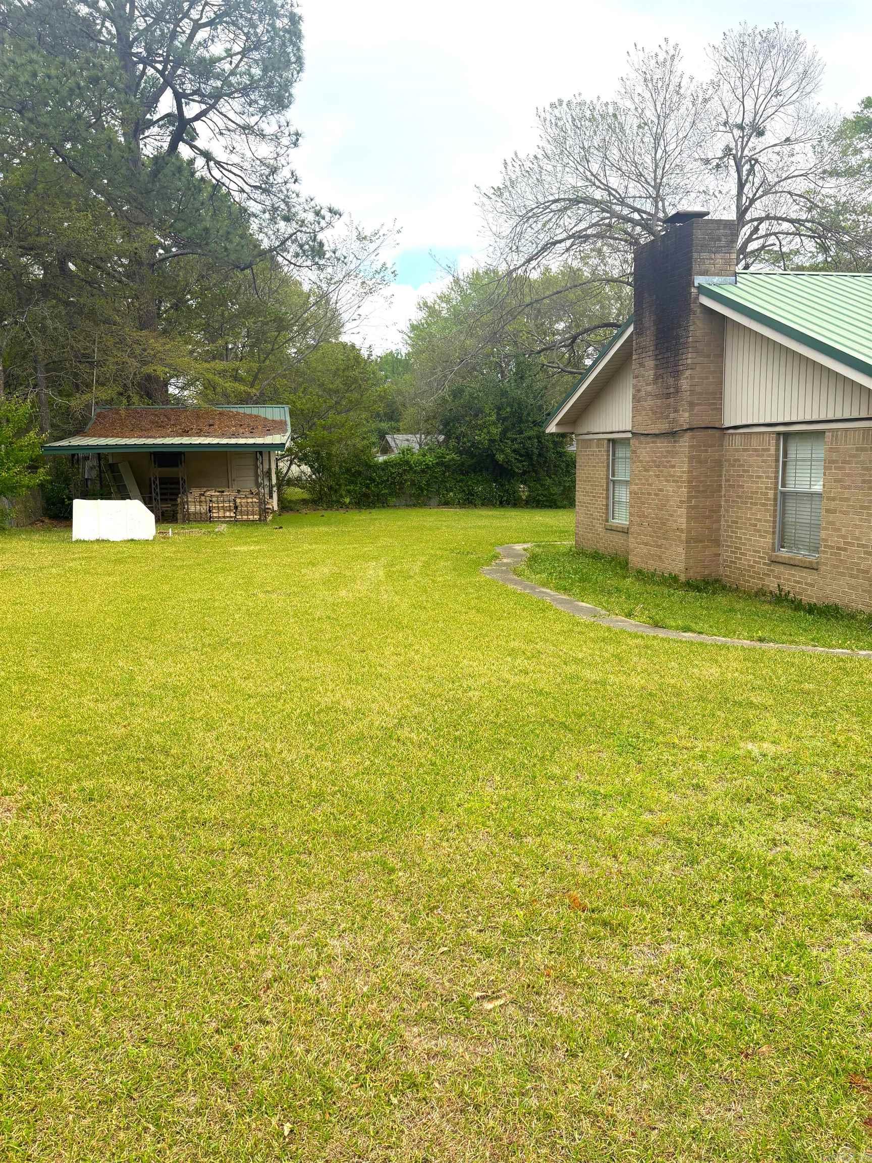 LAKEWOOD - Residential