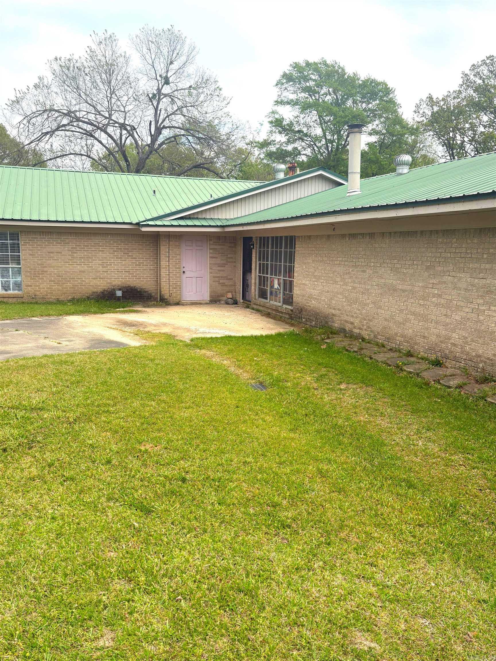 LAKEWOOD - Residential