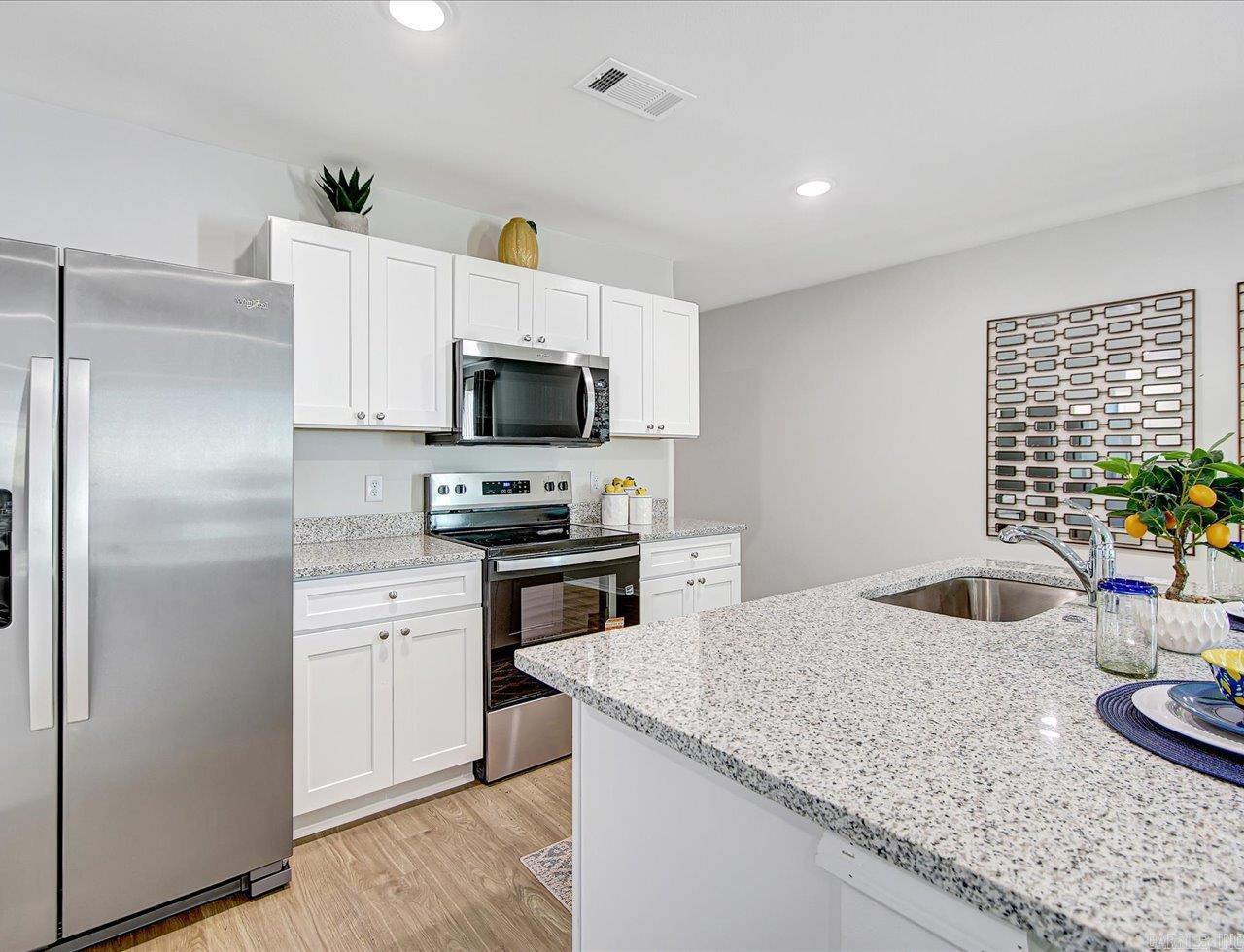 MOONLIGHT MEADOWS PHASE 1 - Residential