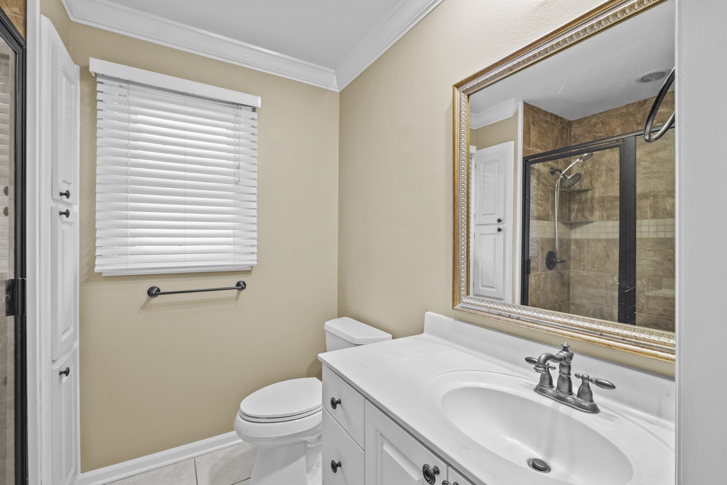 EAST MEADOW - Residential