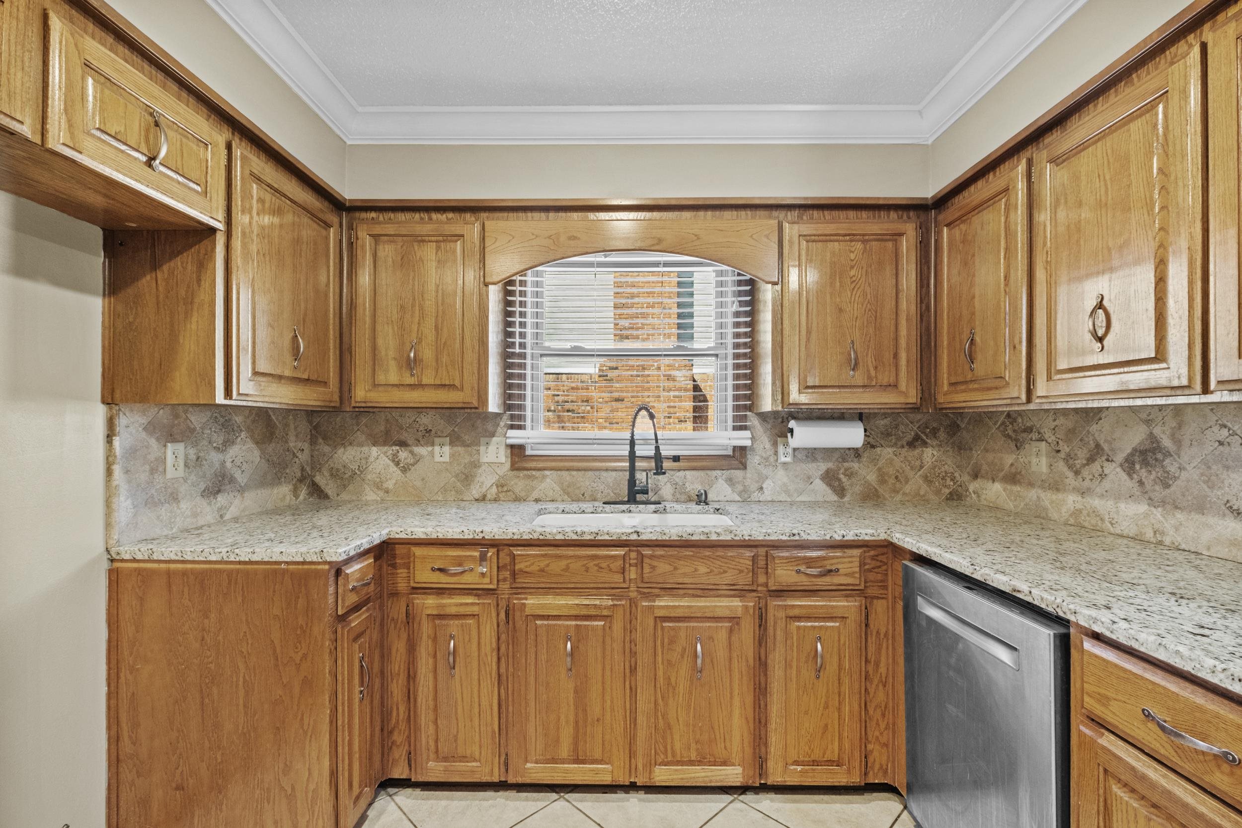 EAST MEADOW - Residential