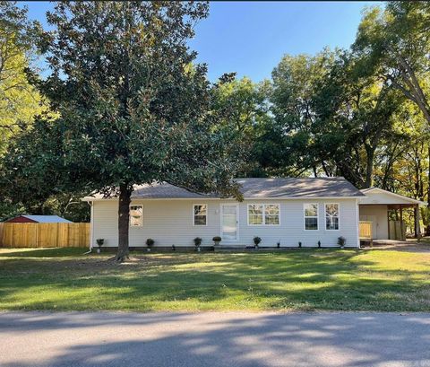 Photo of 180 Broadway Street, Sulphur Rock, AR 72579 (MLS # 25049167)