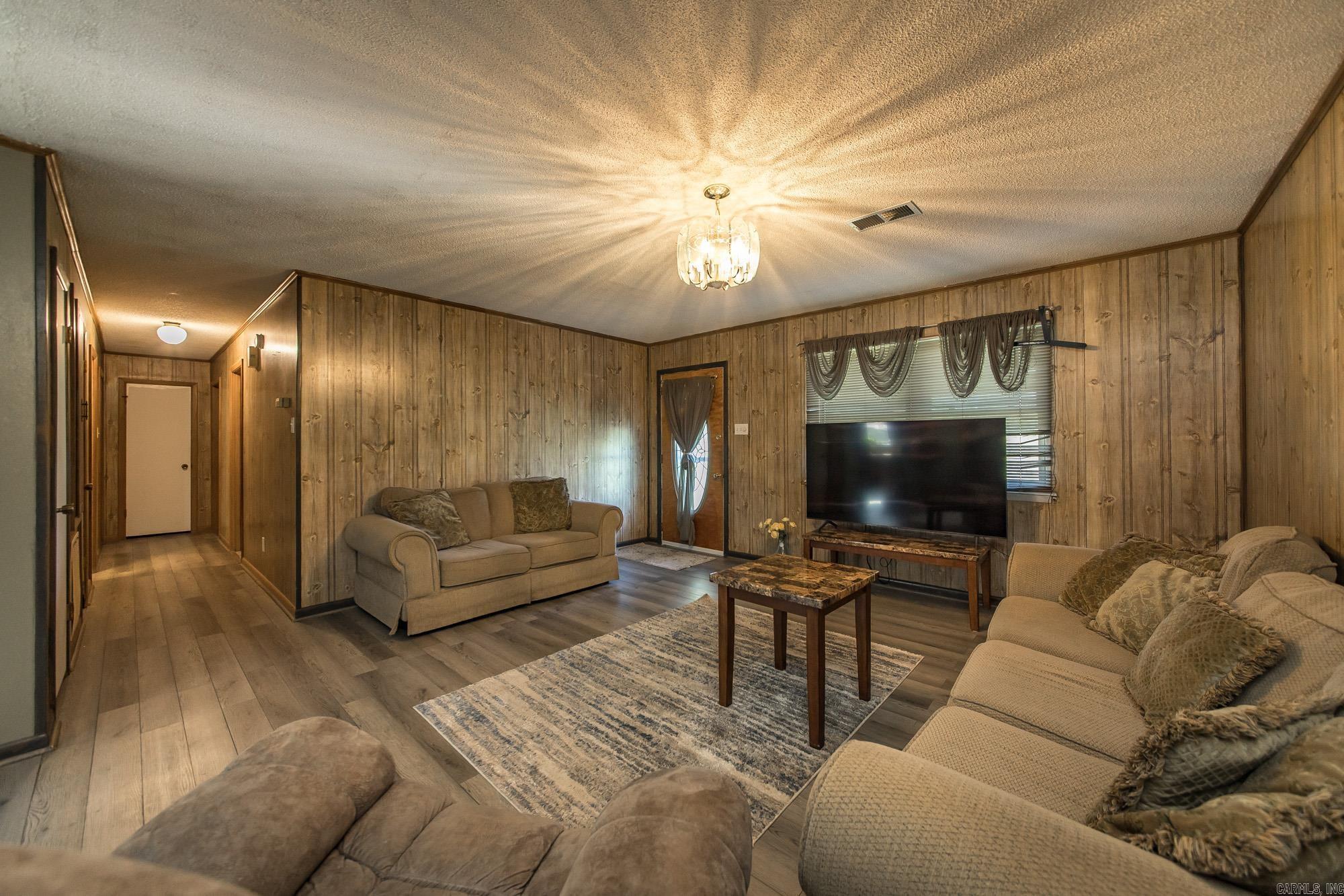 CANDLEWOOD - Residential