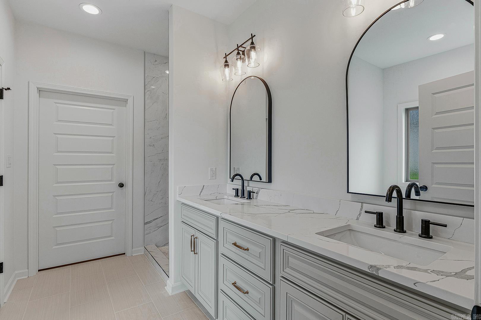 SILO RIDGE ESTATES - Residential