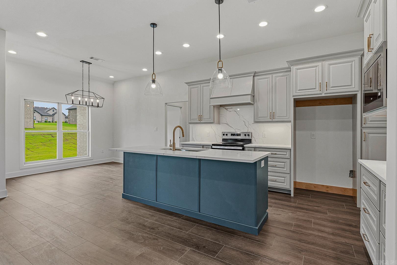 SILO RIDGE ESTATES - Residential