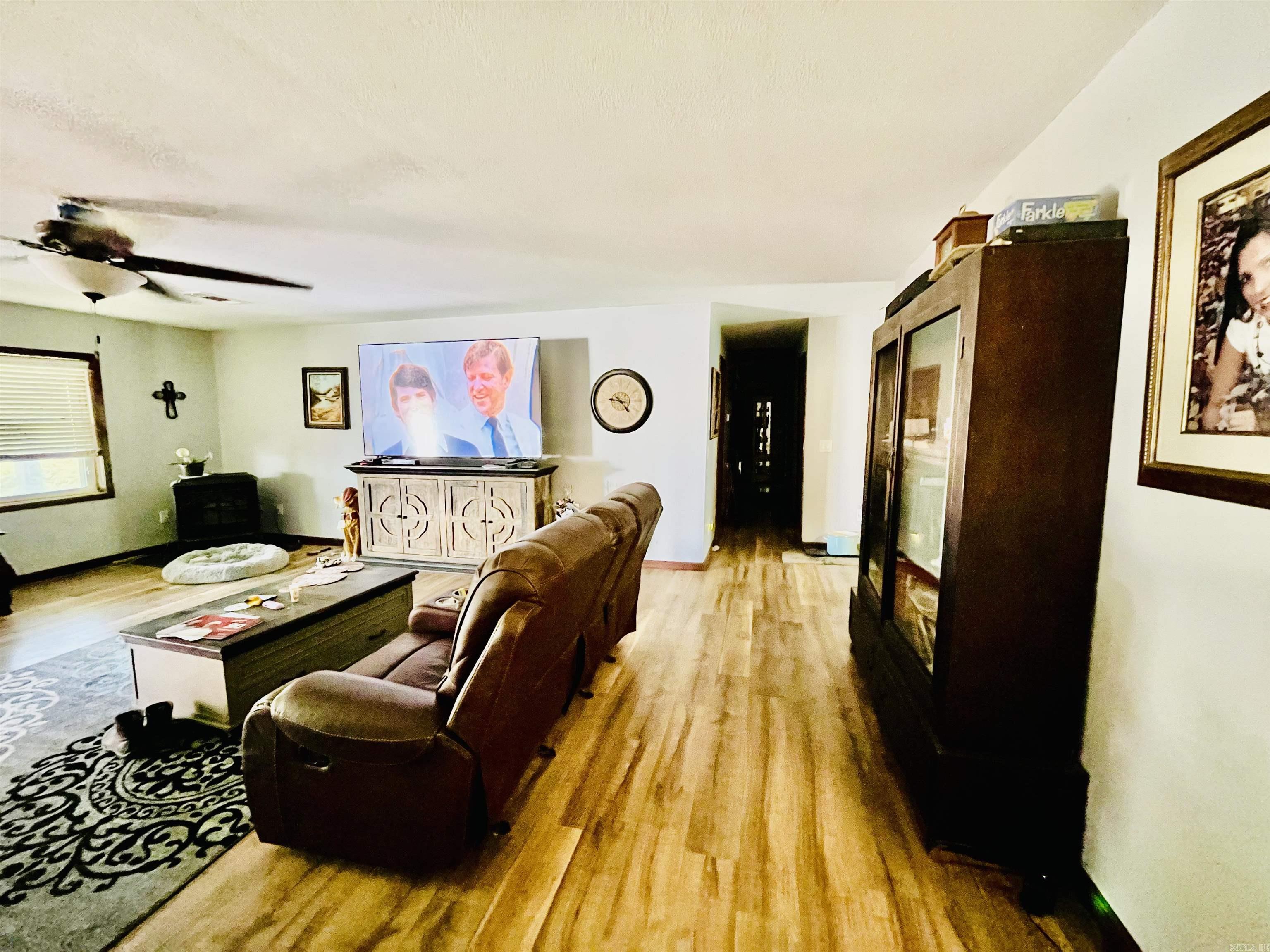 Walnut Ridge - Residential