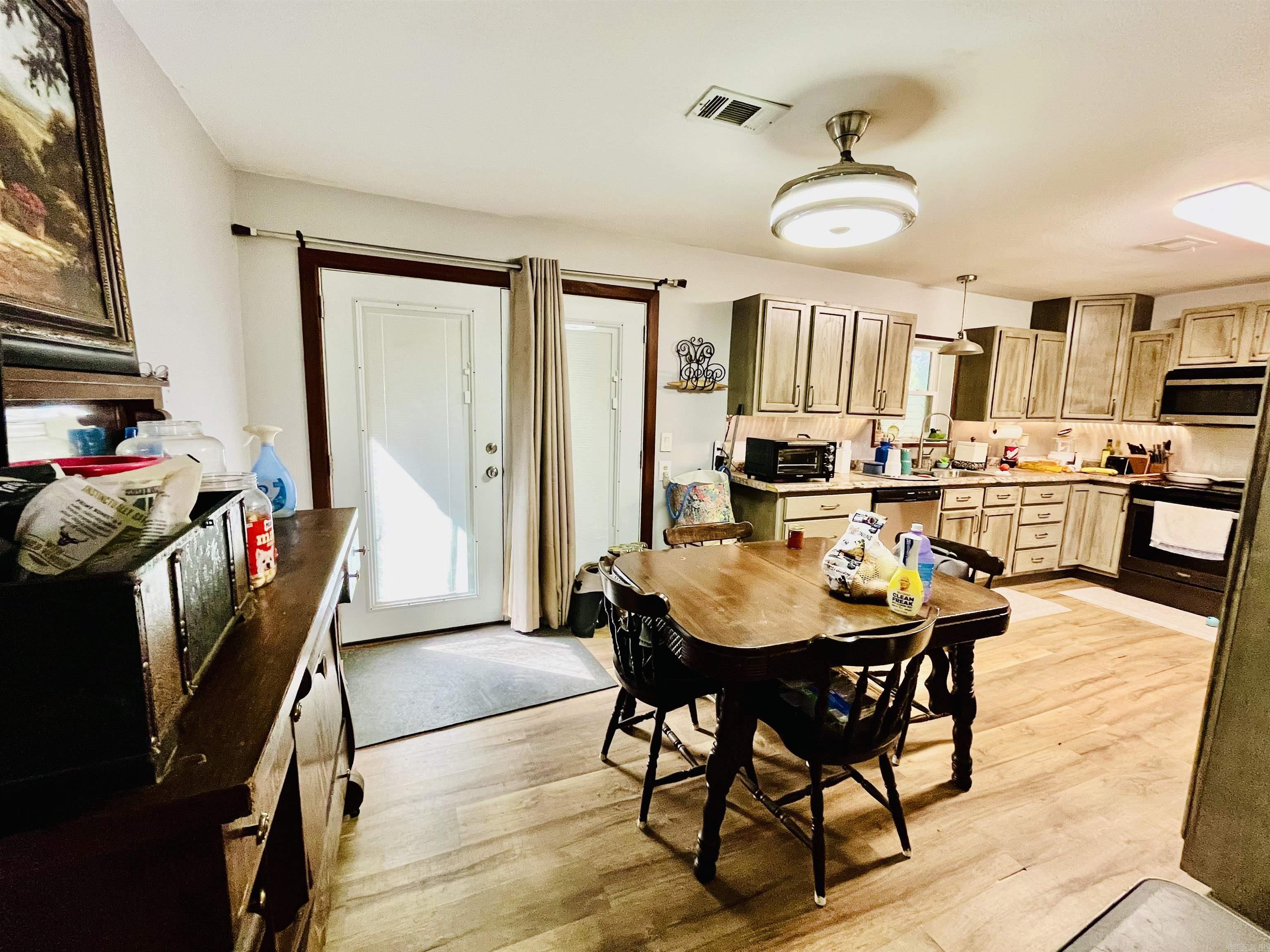 Walnut Ridge - Residential