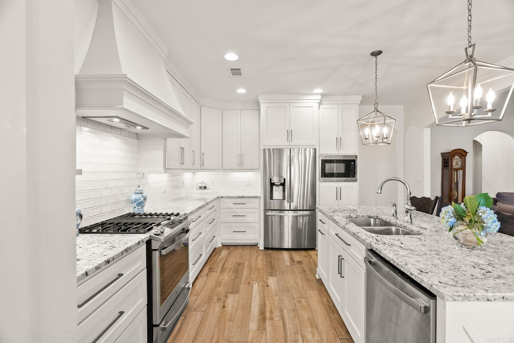 CREEKSIDE ADDN - Residential