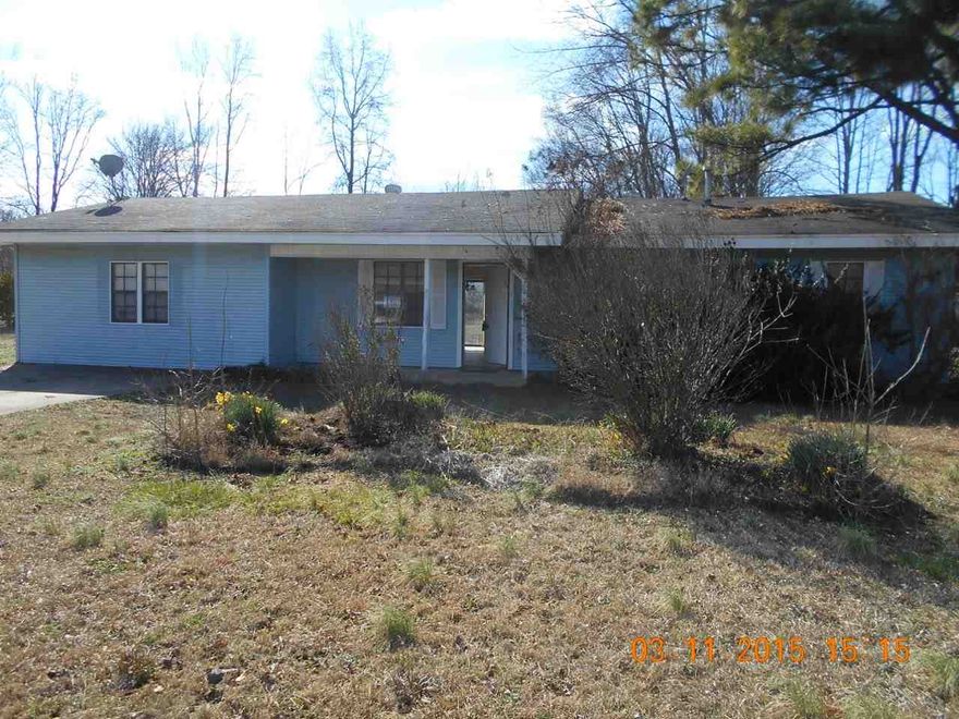 Large Open Living Area. Nice Size Kitchen. Nice Size Den. Level Lot. Property Sold AS-IS.