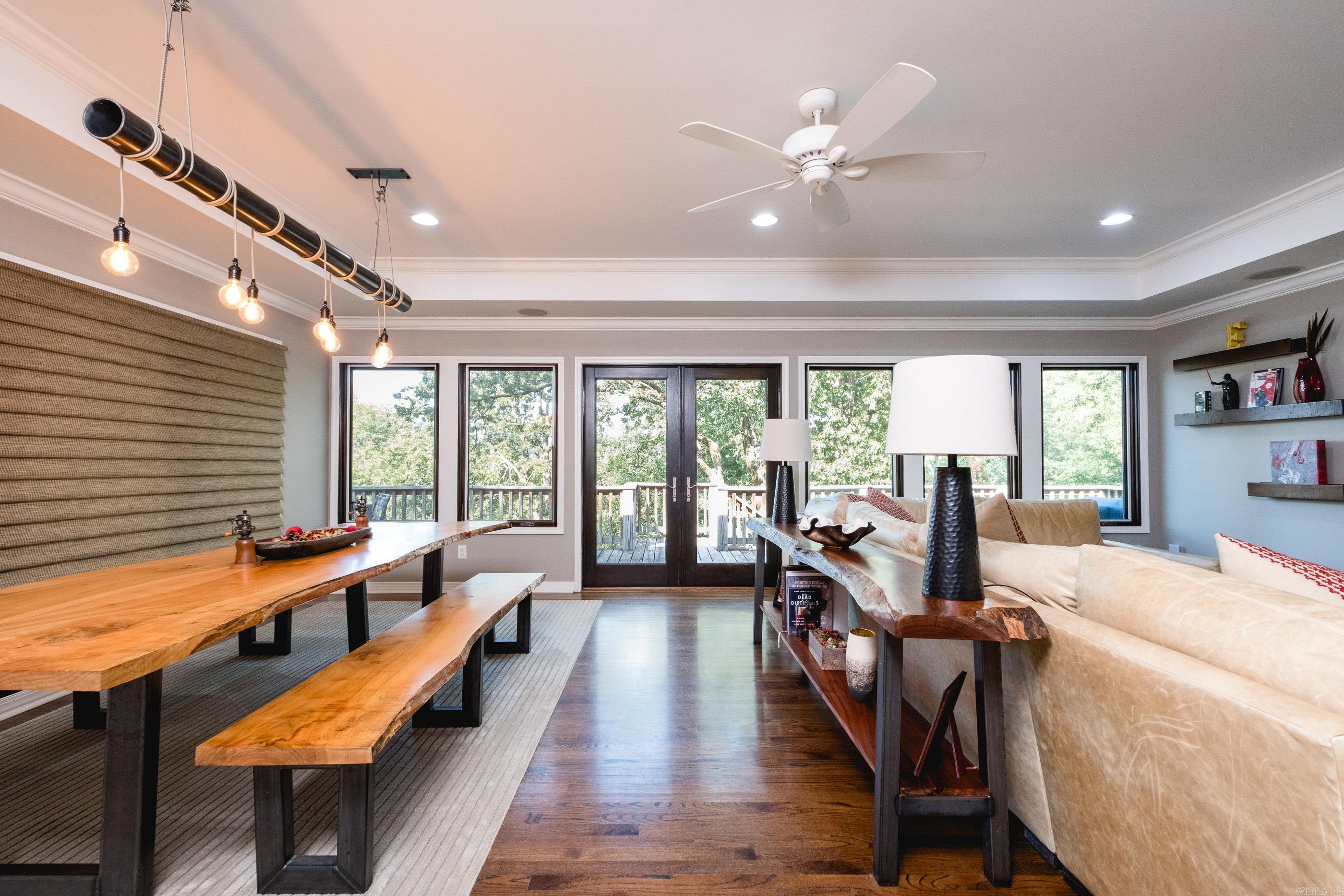 KINGWOOD PLACE - Residential