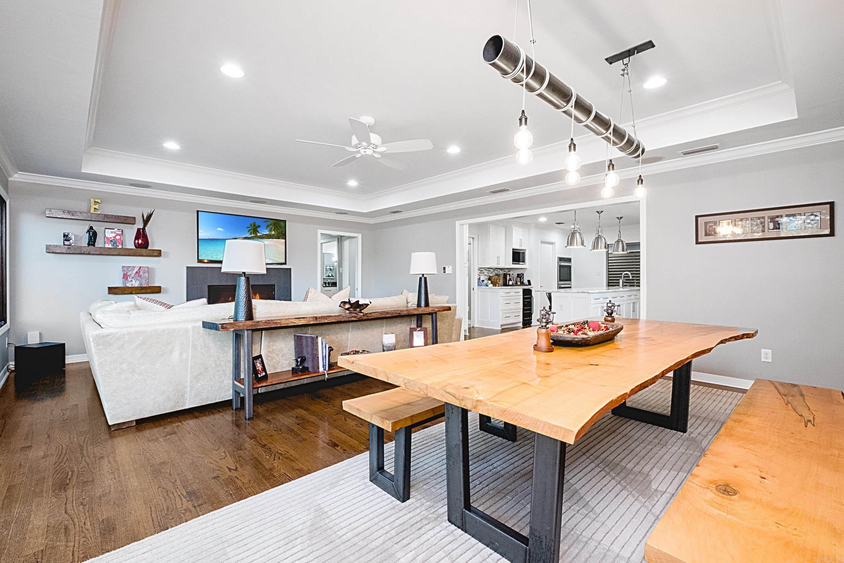 KINGWOOD PLACE - Residential