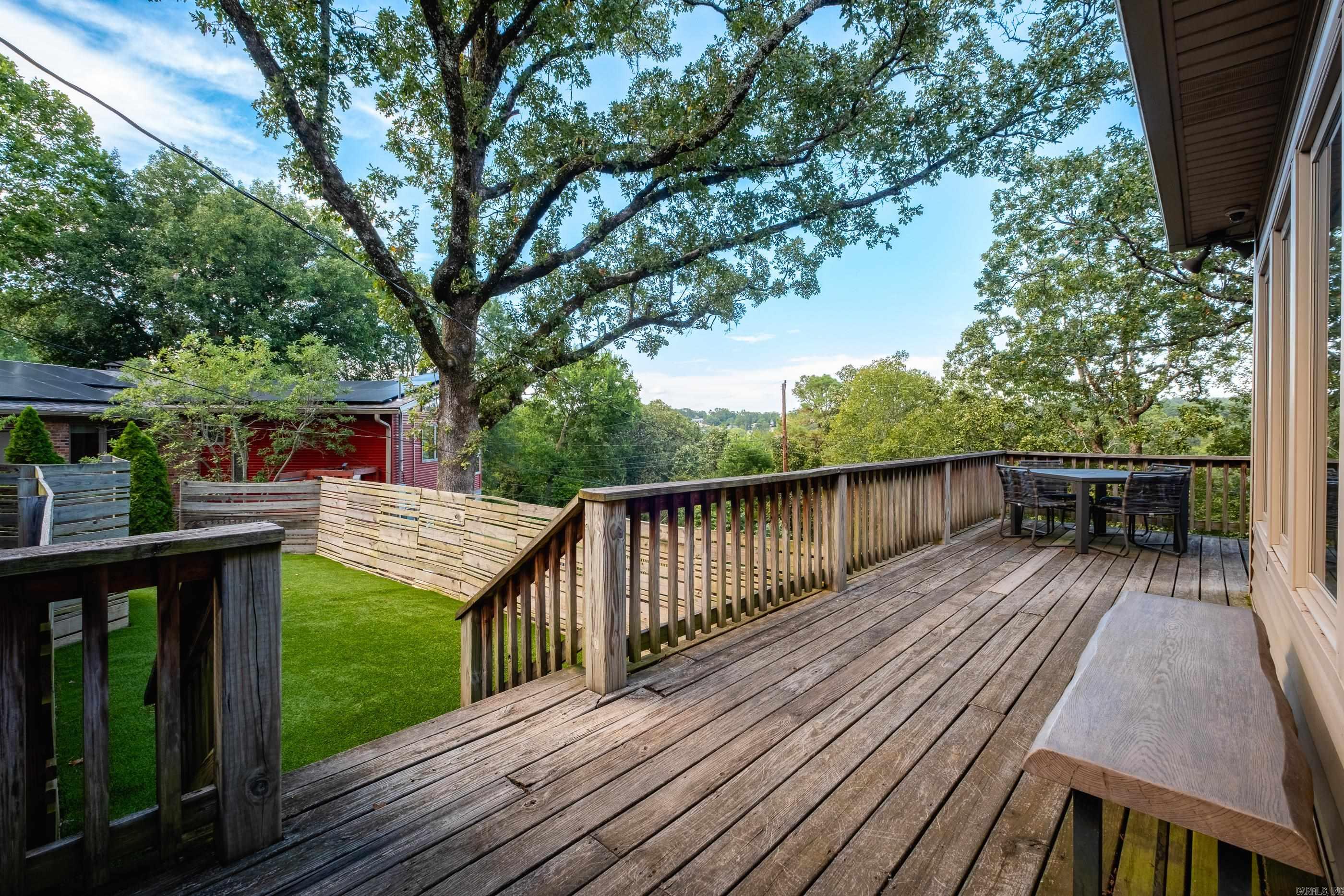 KINGWOOD PLACE - Residential