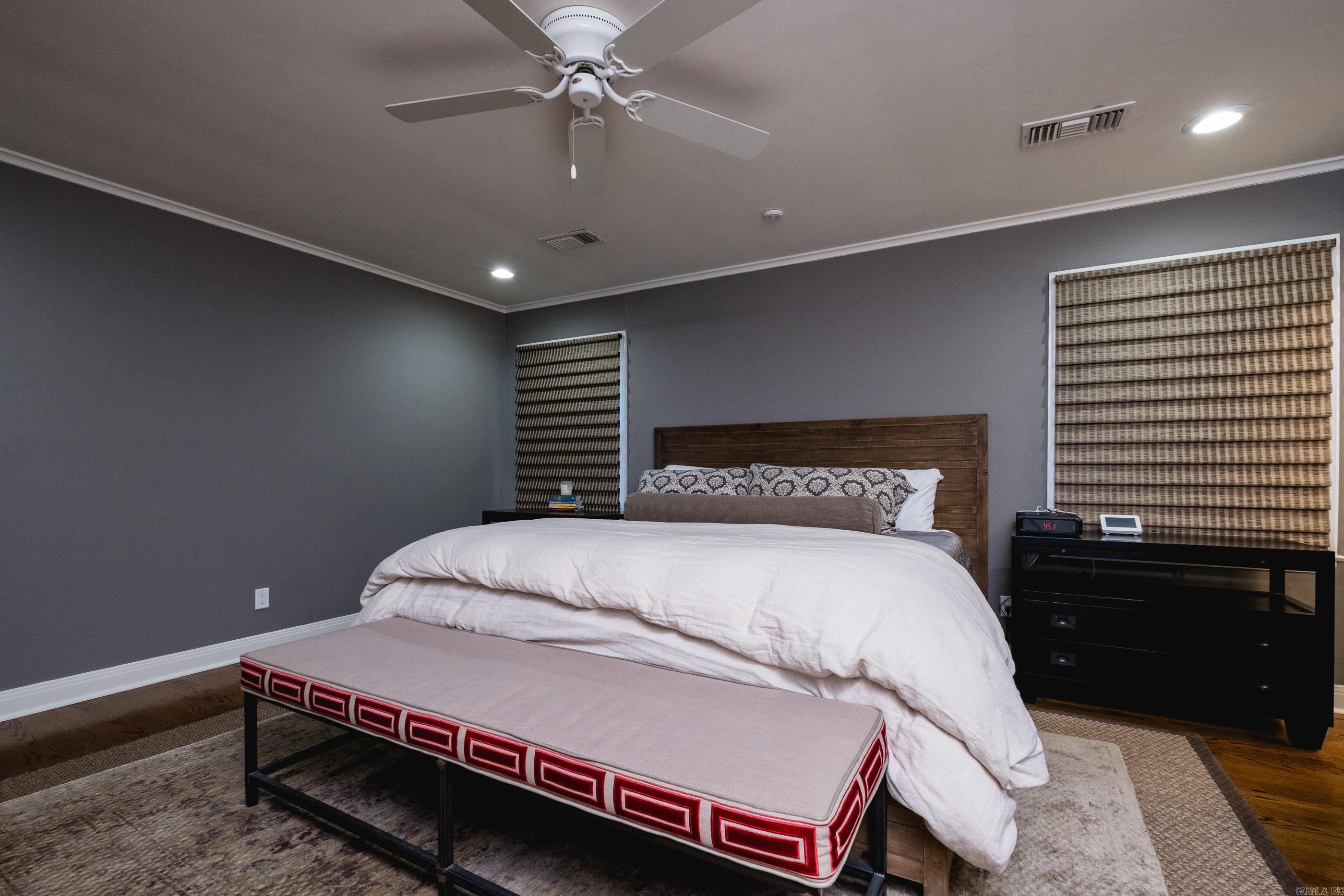 KINGWOOD PLACE - Residential