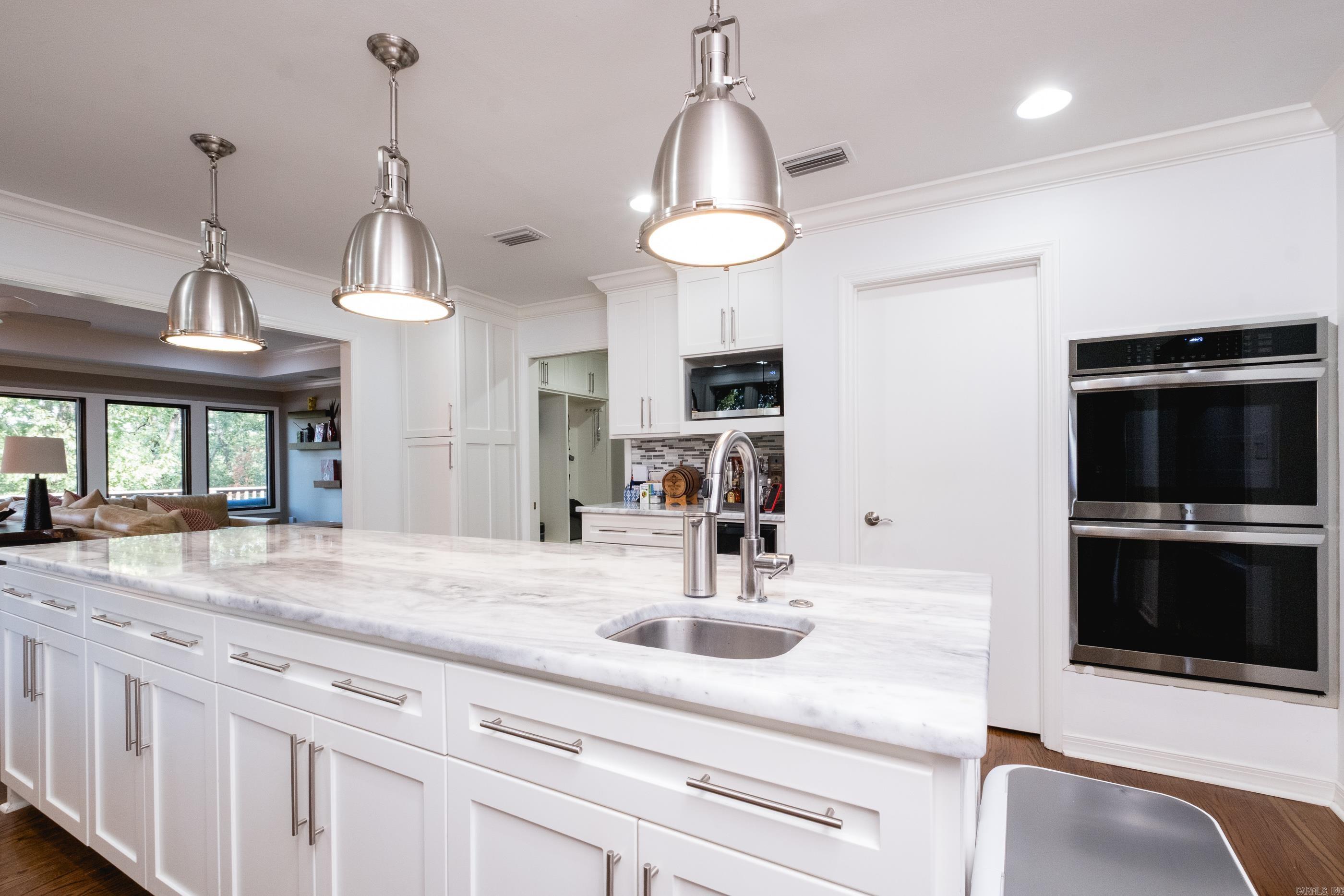 KINGWOOD PLACE - Residential