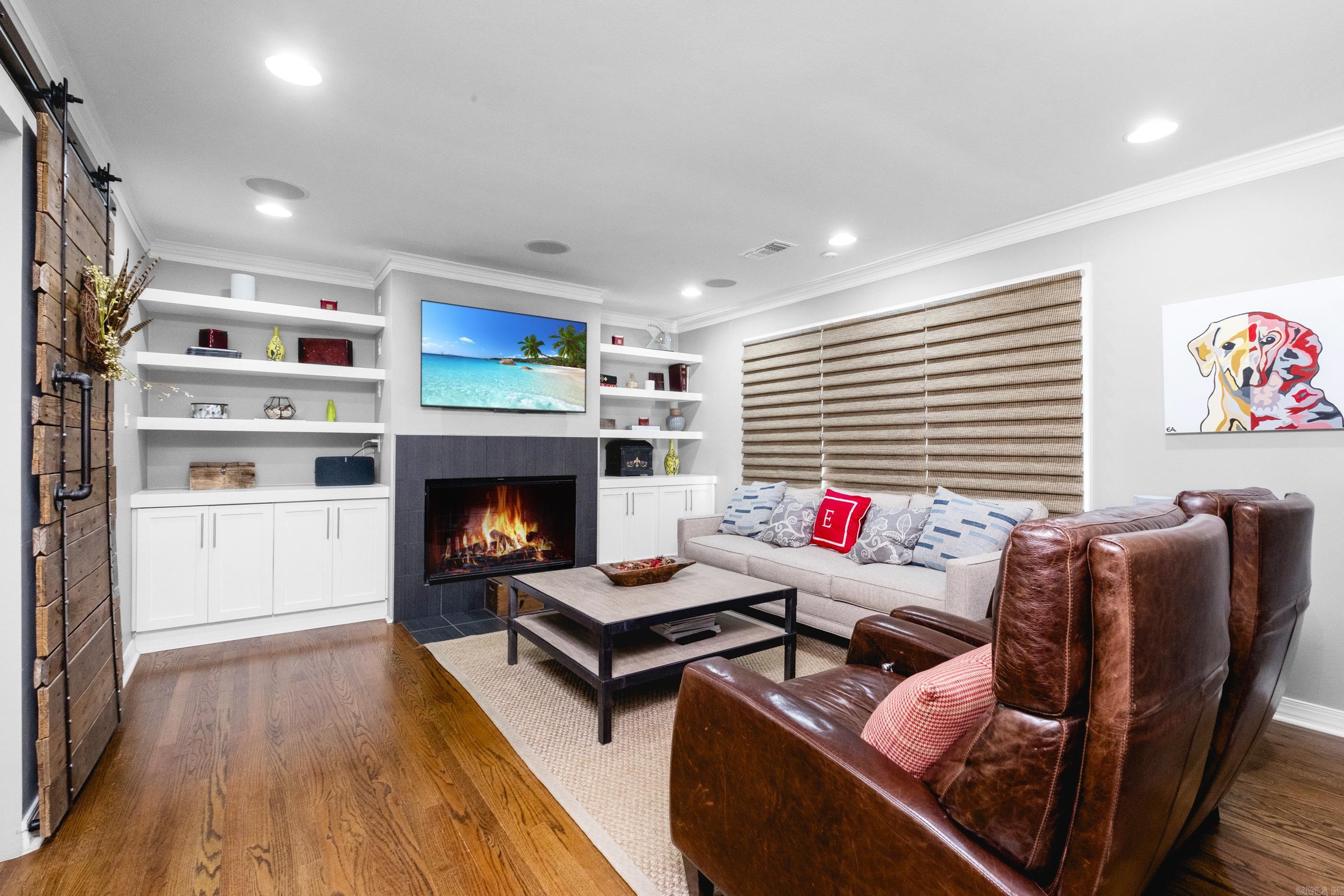 KINGWOOD PLACE - Residential