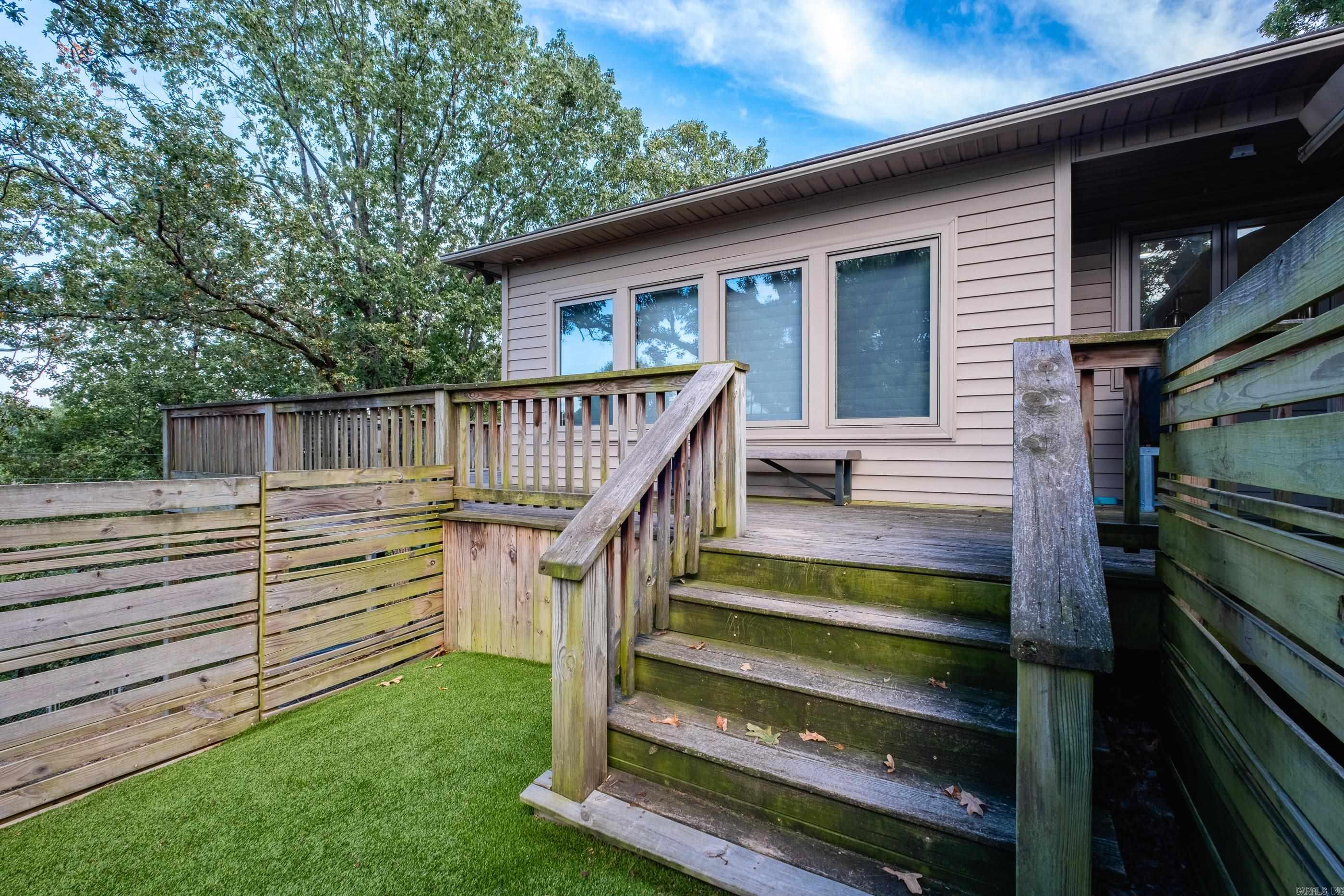 KINGWOOD PLACE - Residential